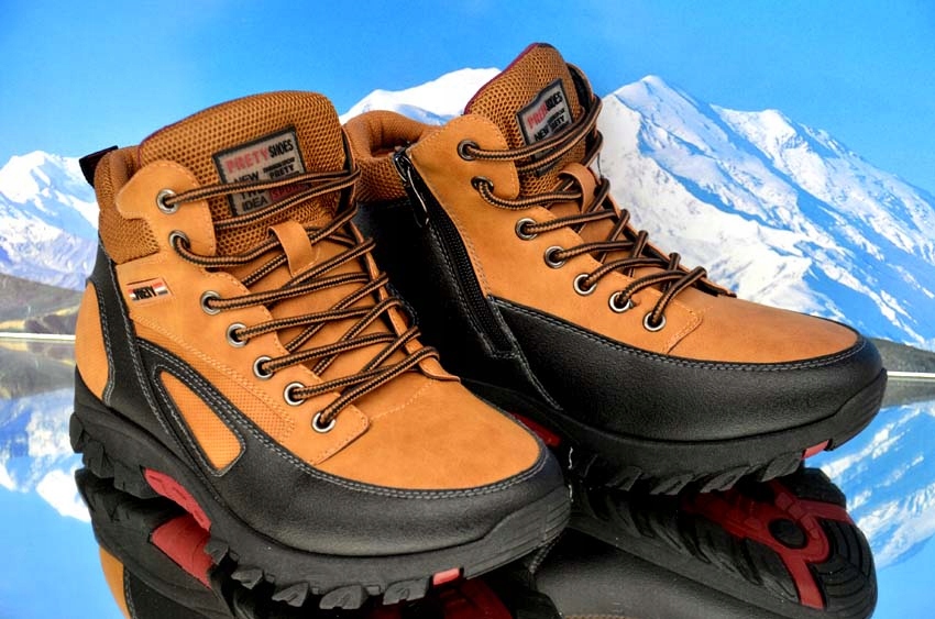 BUTY ZIMOWE OCIEPLANE TREKINGOWE ŚNIEGOWCE GÓRSKIE SPORTOWE MĘSKIE TRAPERY Kolekcja ŚNIEGOWCE TRAPERY SPORTOWE HIT SEZONU