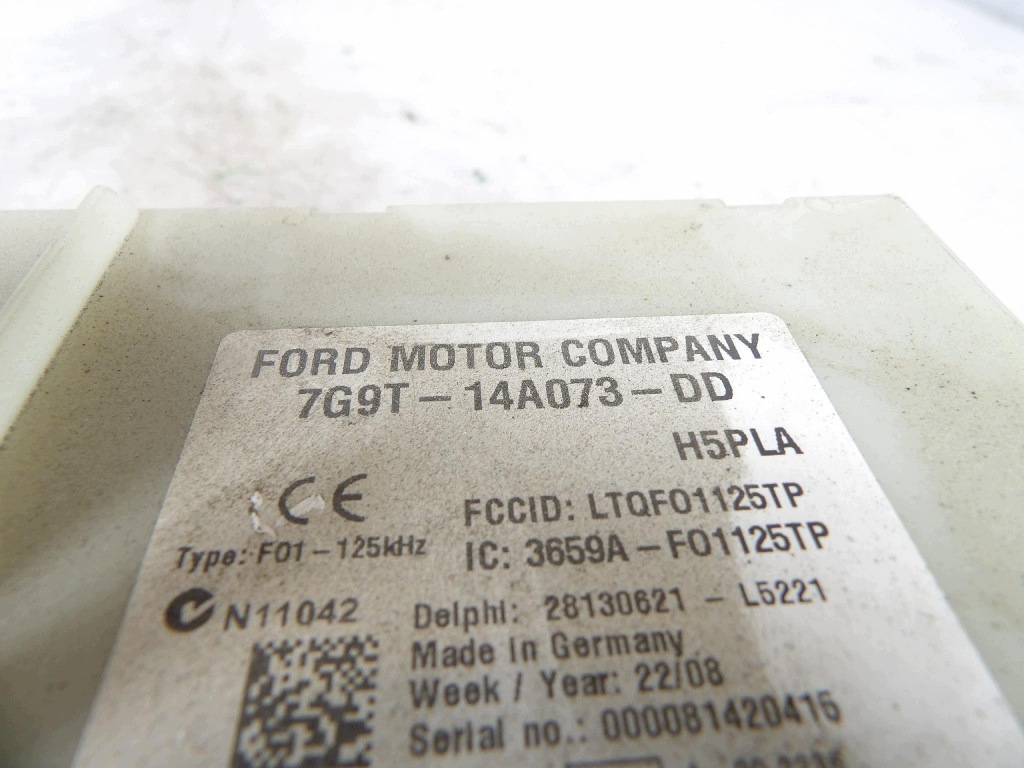 FORD MONDEO MK4 1.8TDCI fuse box 7G9T-14A073-DD