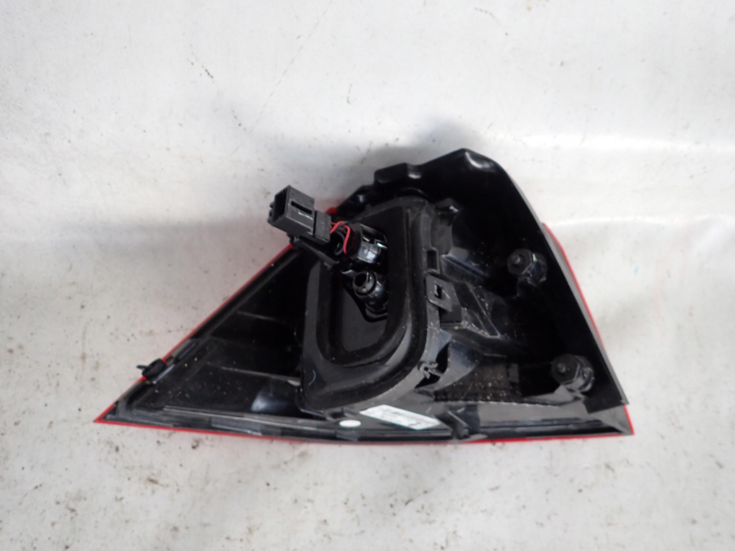 VW GOLF 5G0 VII 7 12- HB light right rear part rear
