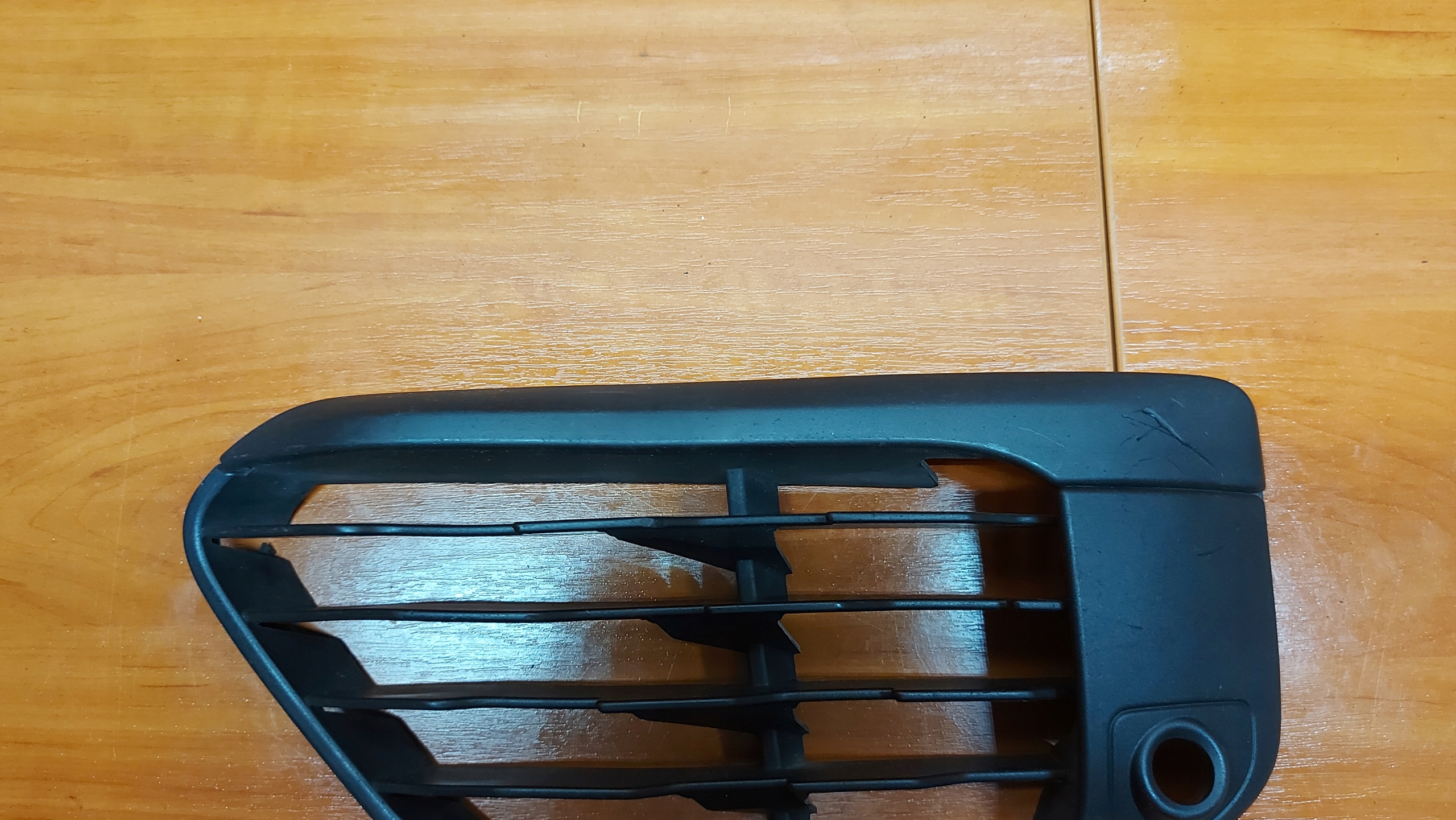 moulding spoiler grid of a bumper left left front BMW X1 F48