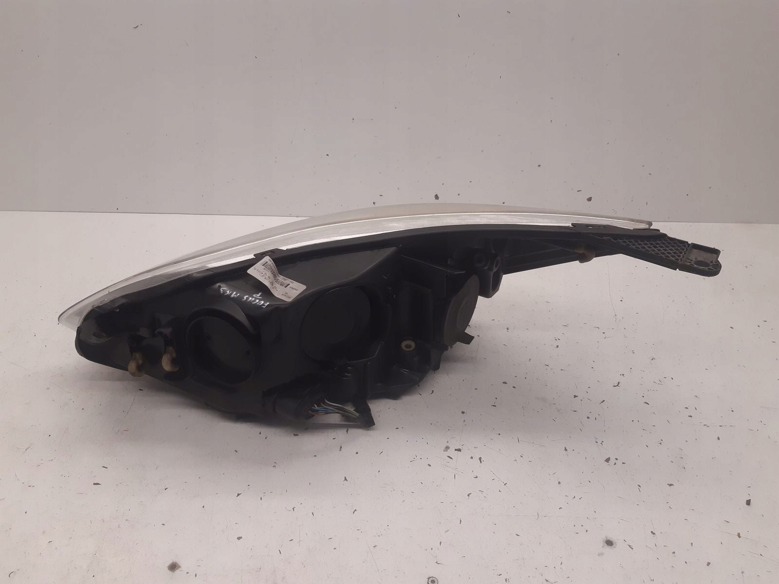 light front front right Ford Focus MK3