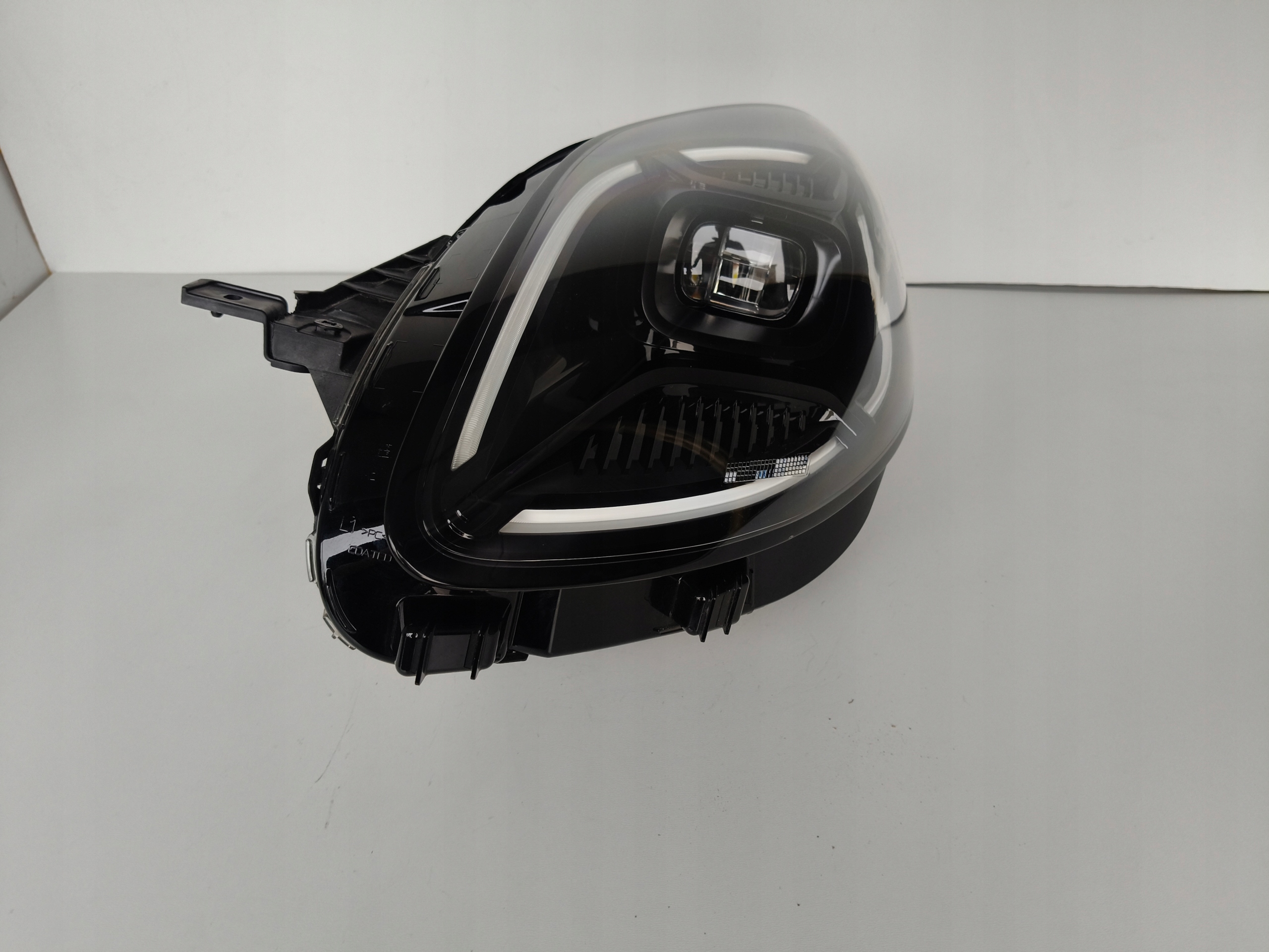light left REFLEKTOR FORD PUMA 23- LIFT LED