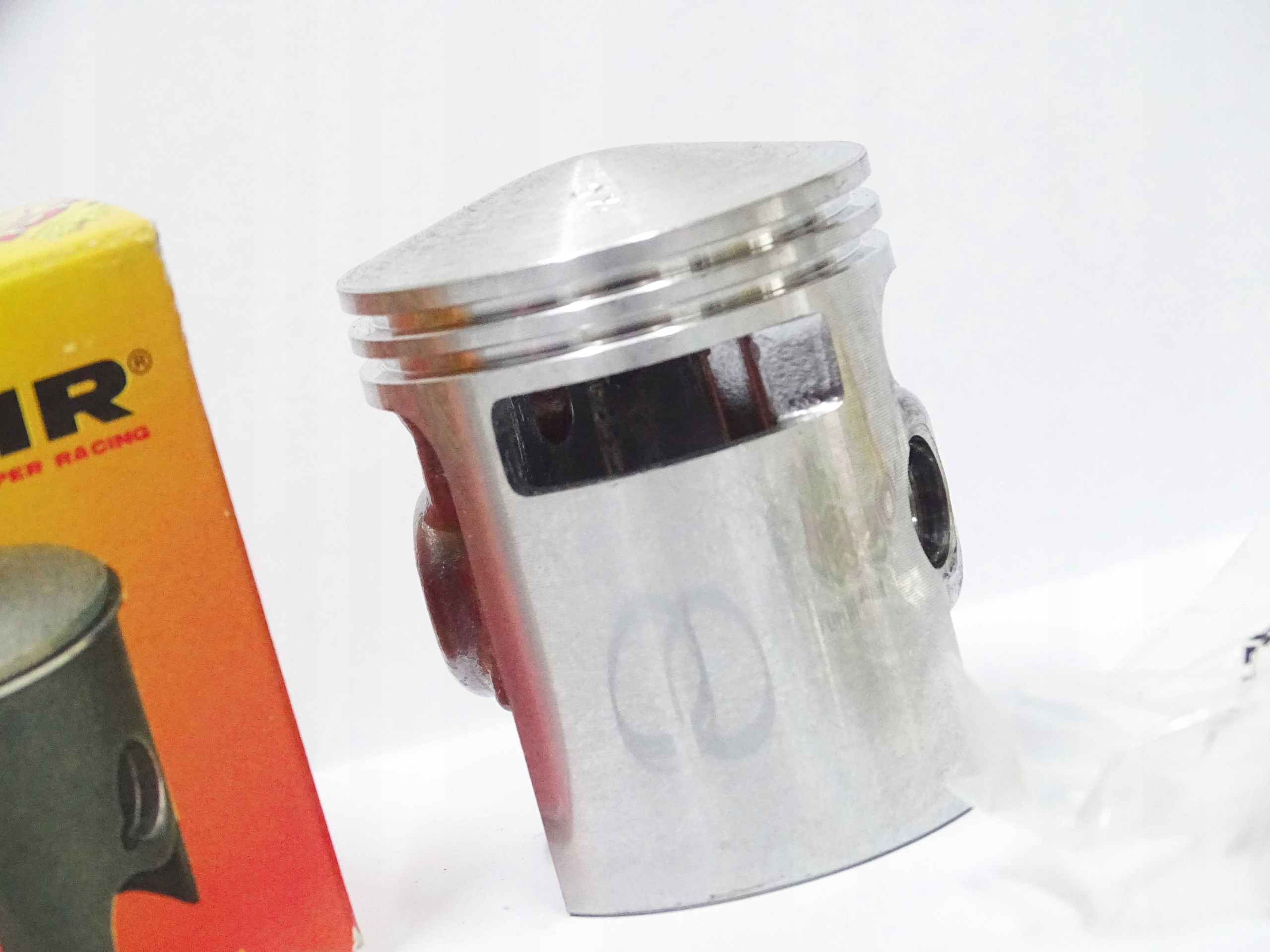 Tłok Malossi D. 41 sworzeń 10 Piaggio Bravo BOSS Producent Malossi