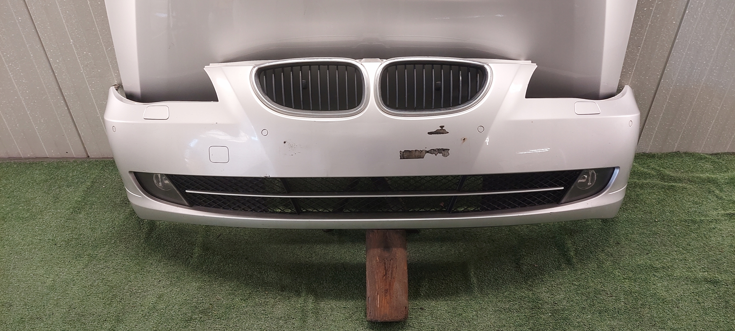 bumper front BMW 5 E60 E61 LIFT LAK: 354 TITANSILBER METALLIC