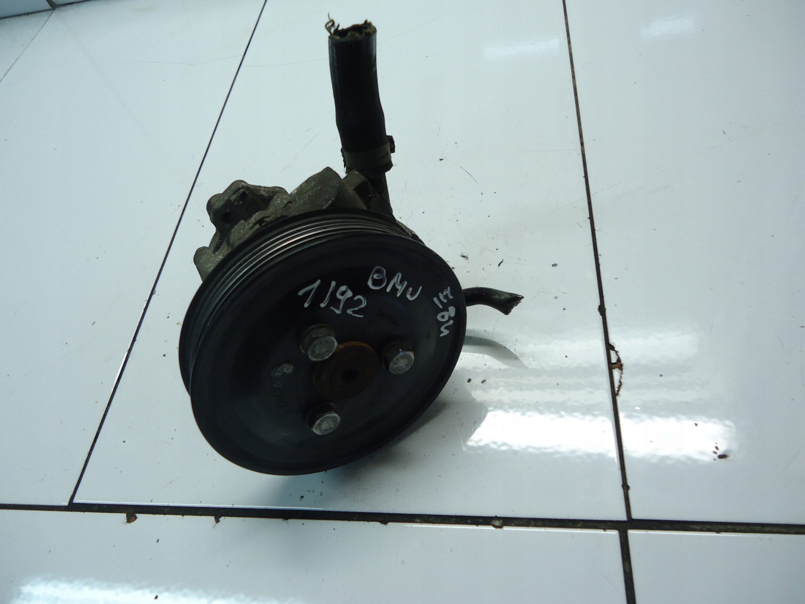 BMW 3 E90 2.0D N47D20C Servopumpe 6780459