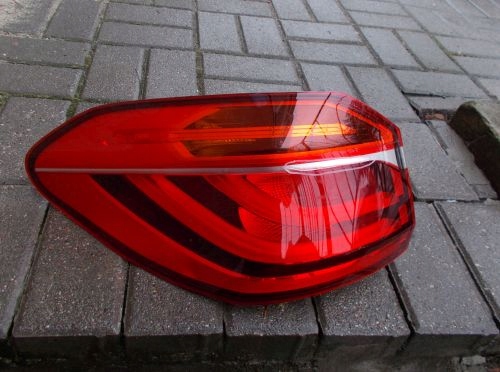 BMW X1 F48 LEWA TYLNA LAMPA LED ORYGINAŁ EUROPA