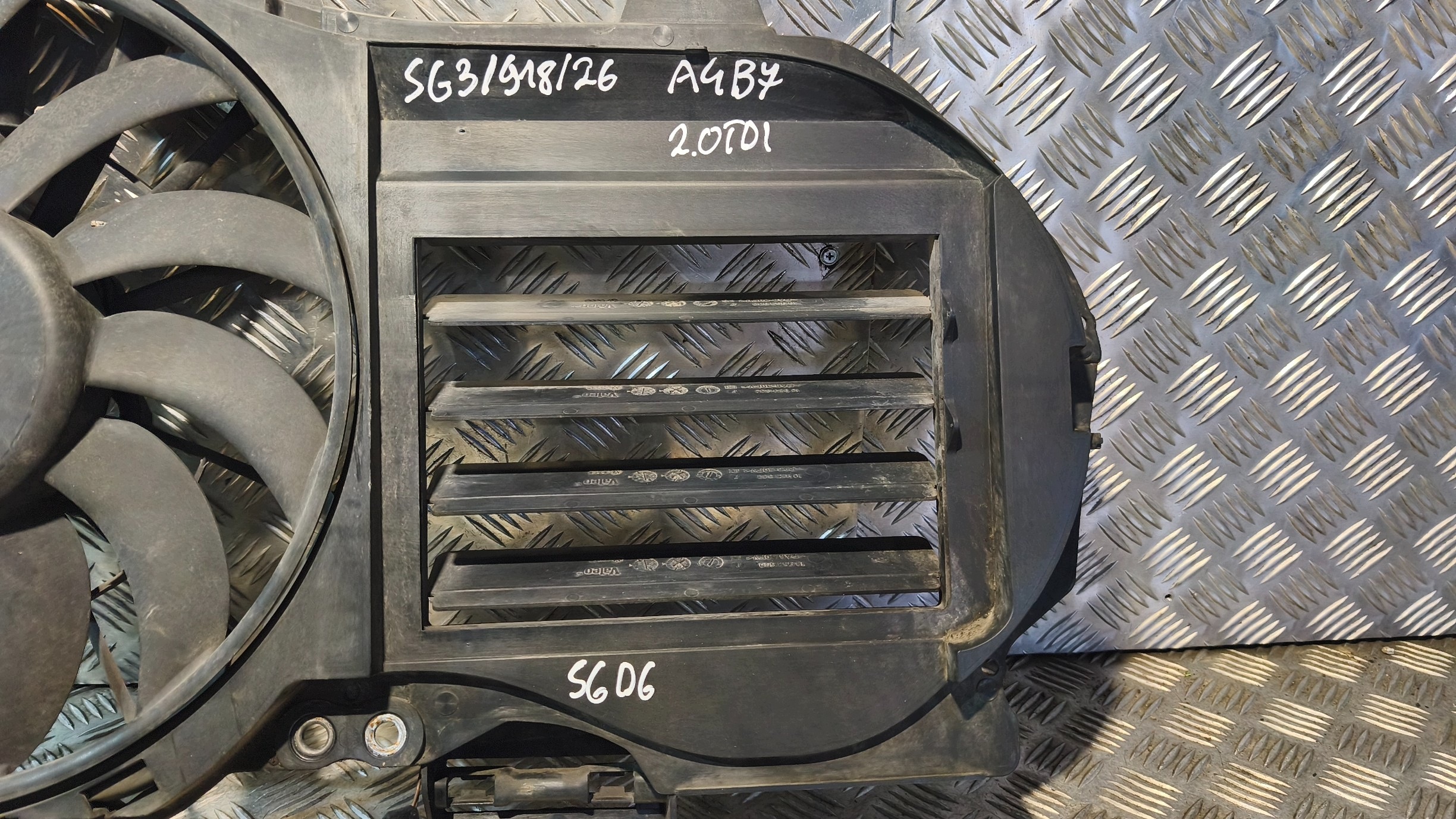 ventilator hladnjaka AUDI A4 B7 2007 988509C