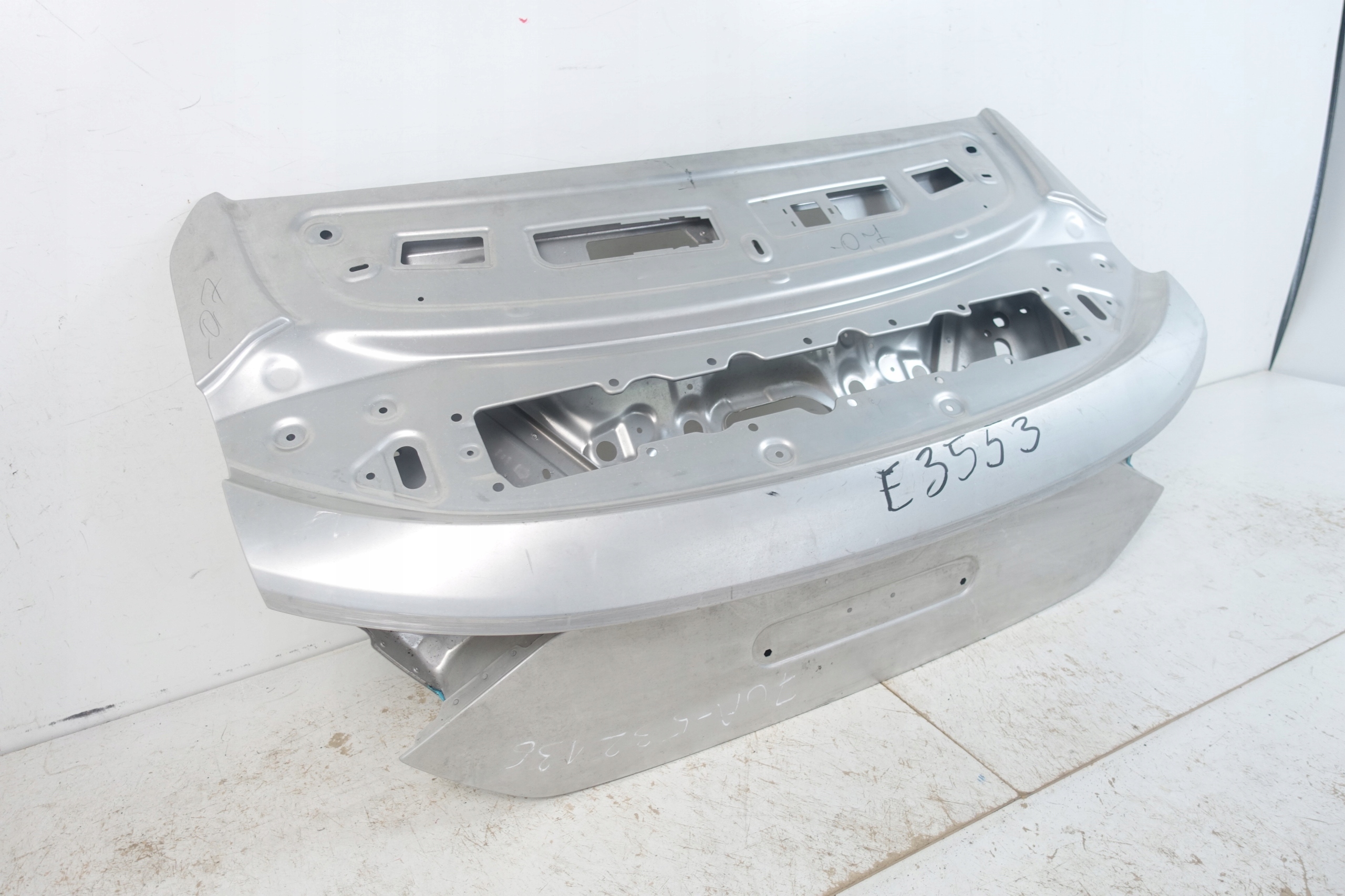 trunk door boot rear part AUDI E-TRON GT 2020- 4J3827025B