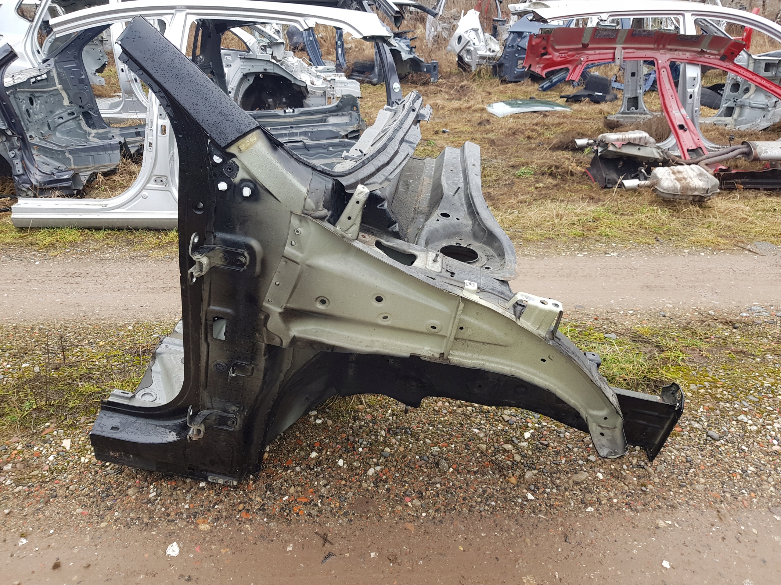 KIA SORENTO III quarter front front right 2019R