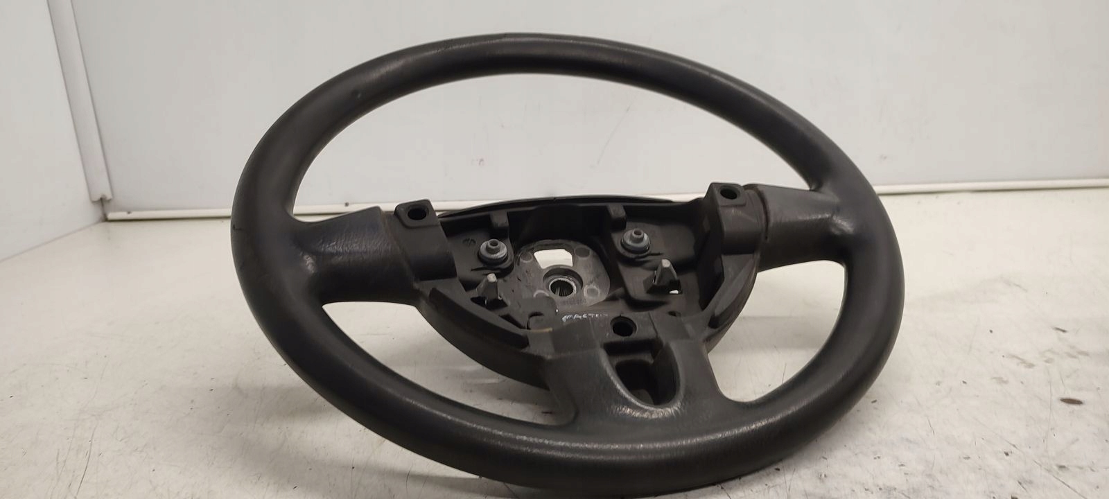 руль renault oe 8200455669