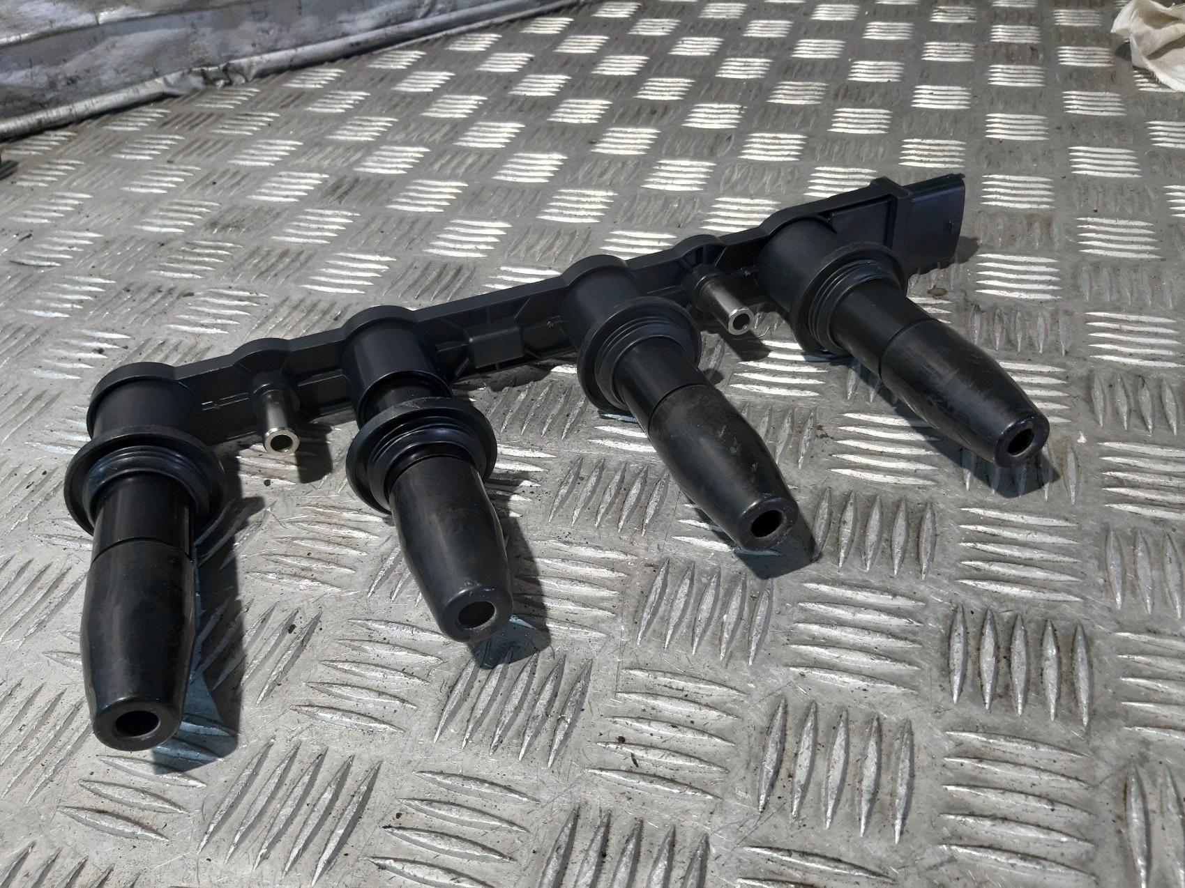 OPEL VECTRA C LIFT 1.8B coil ignition DELPHI CE20009
