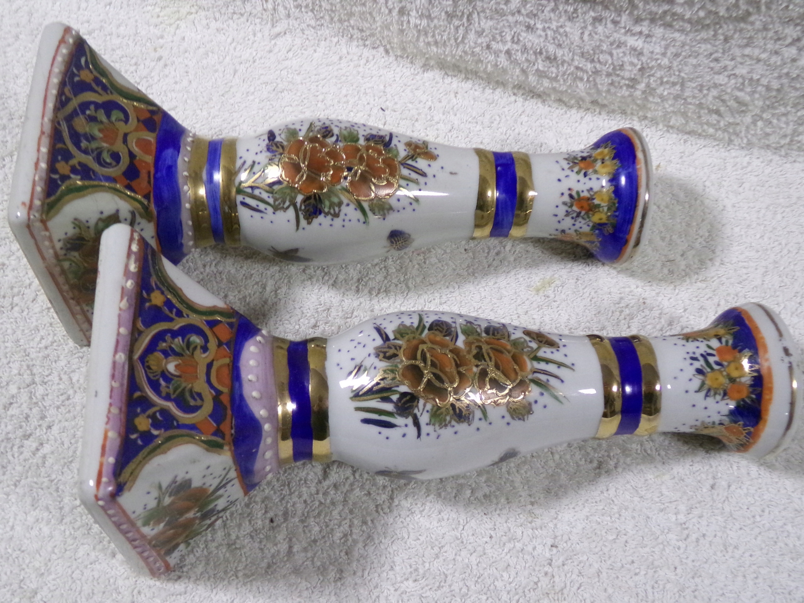 PIĘKNE ŚWIECZNIKI PORCELANOWE RĘCZNIE MALOWANE