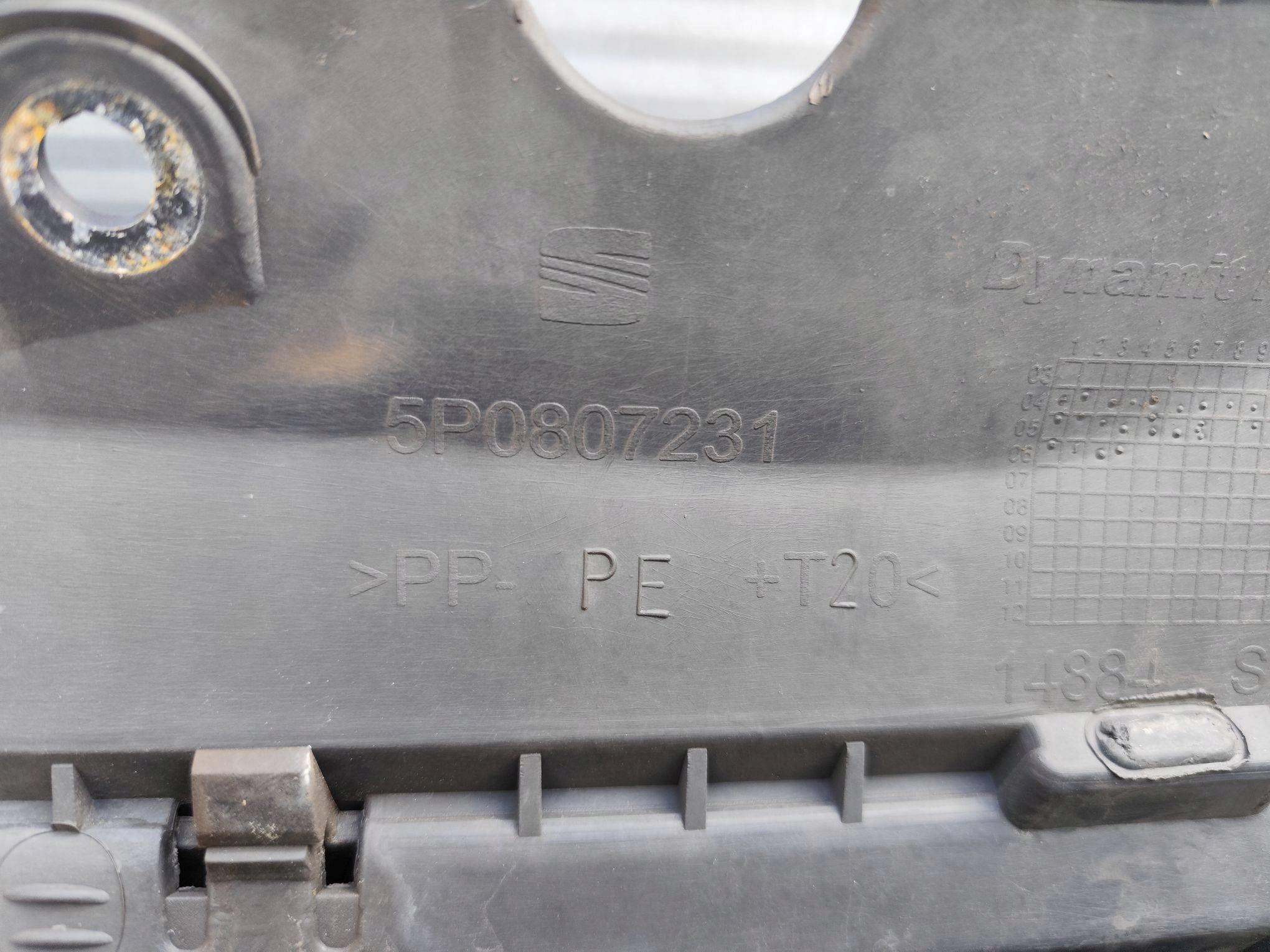 seat ALTEA и Toledo III 04-09 -бампер передний L574