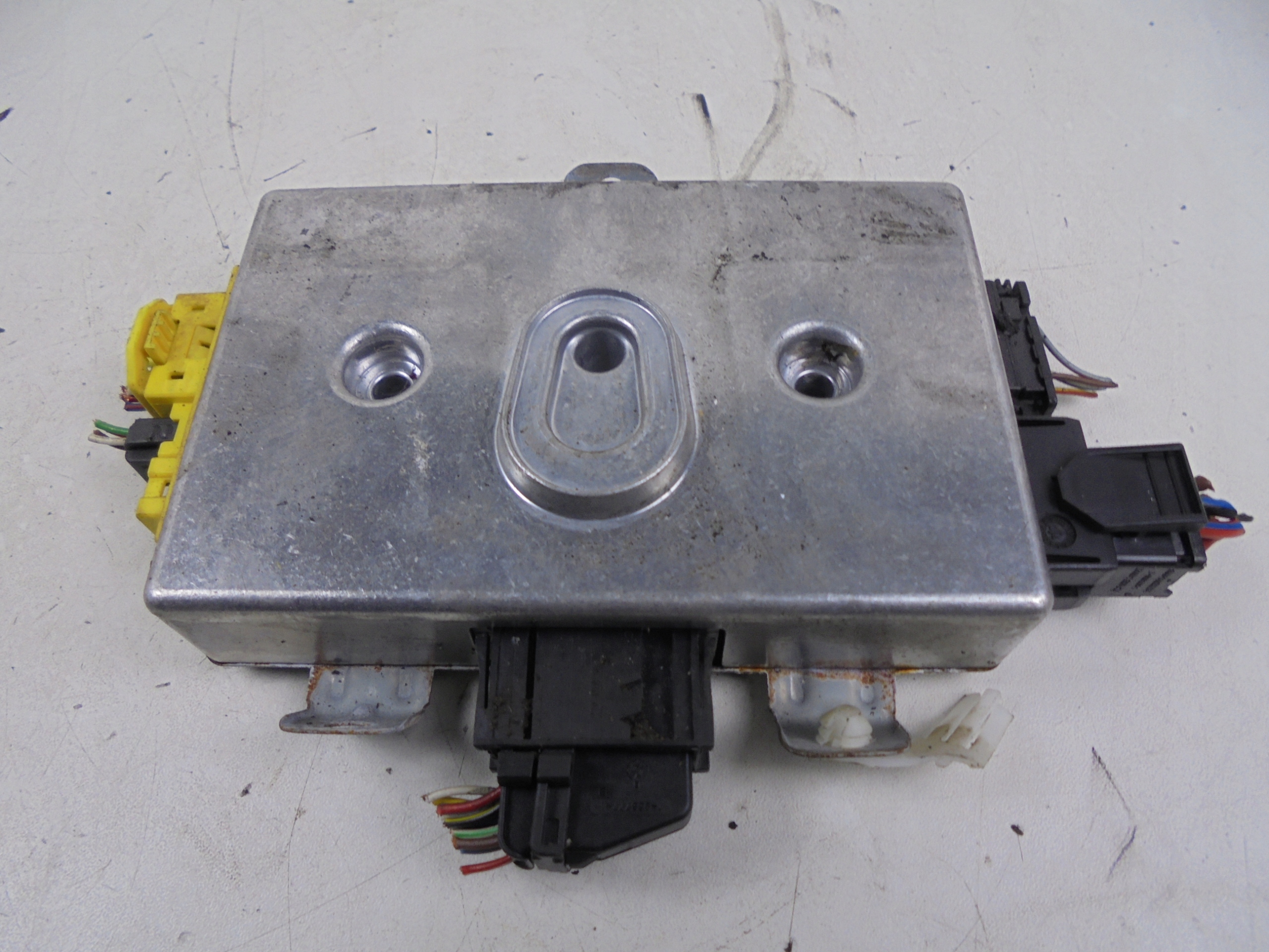 MODUŁ STEROWNIK DRZWI LEWY PRZÓD 6135-6963015 BMW E60 Numer katalogowy części 6963015