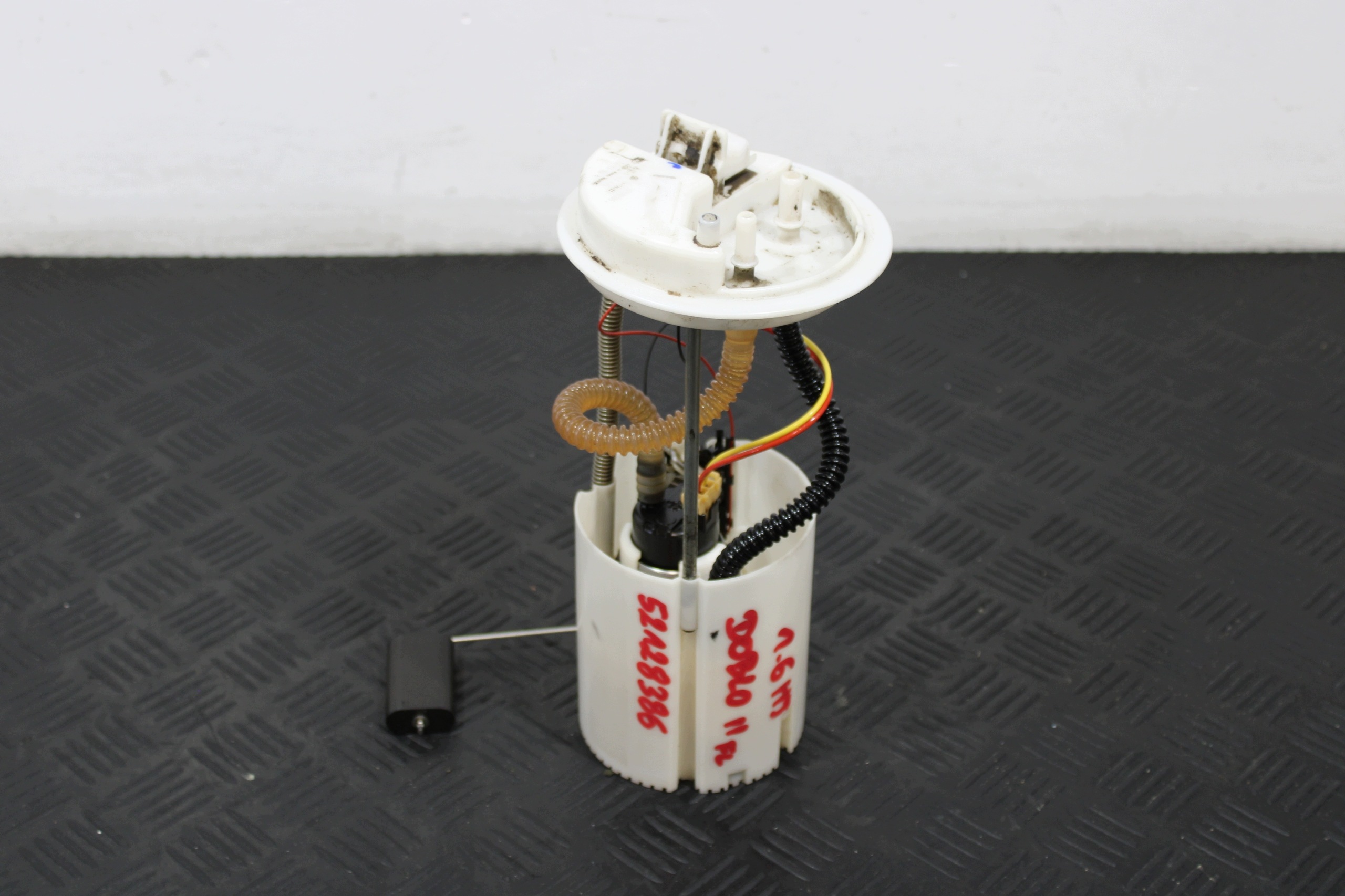 feed pump 52128386 FIAT DOBLO II 2 LIFT