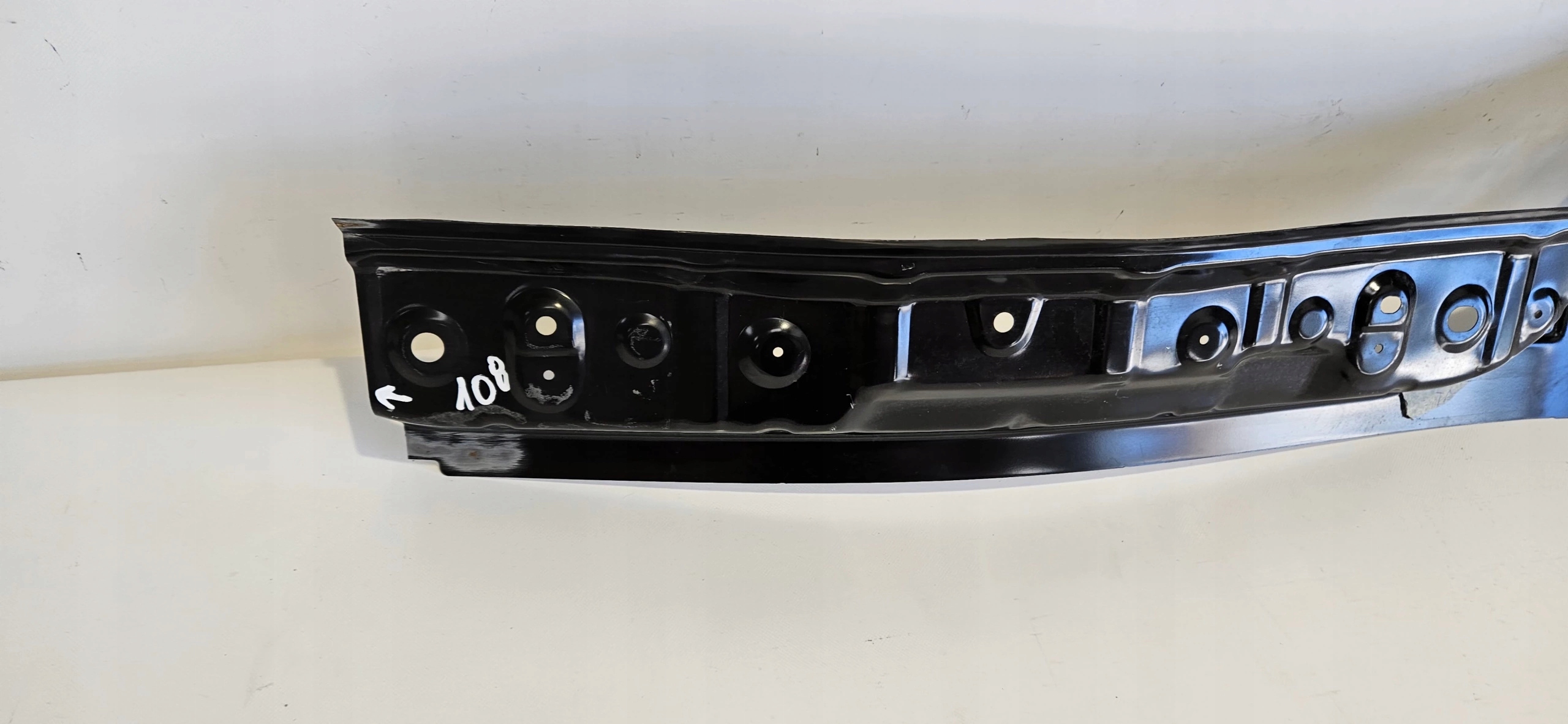 PAS TYLNY RENAULT TALISMAN KOMBI NOWY ORYGINAŁ Jakość części (zgodnie z GVO) O - oryginał z logo producenta pojazdu (OE)