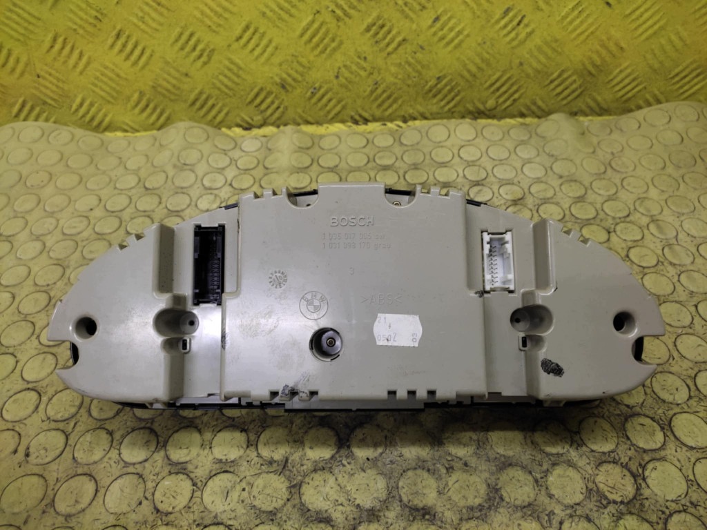 BMW E46 1.8 COMPACT dials 4117729