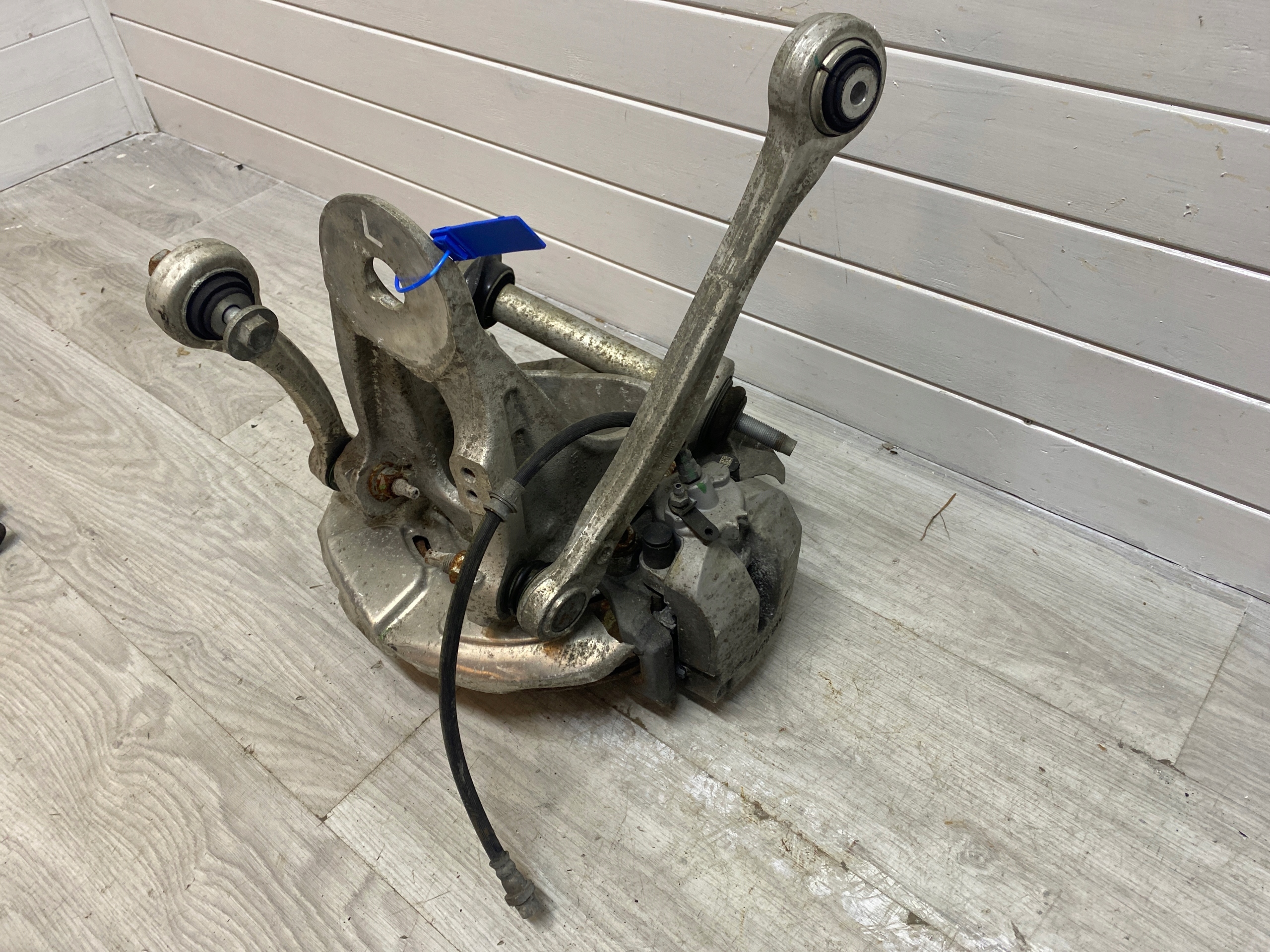 swing arm disc rear part left BMW F15 6877217