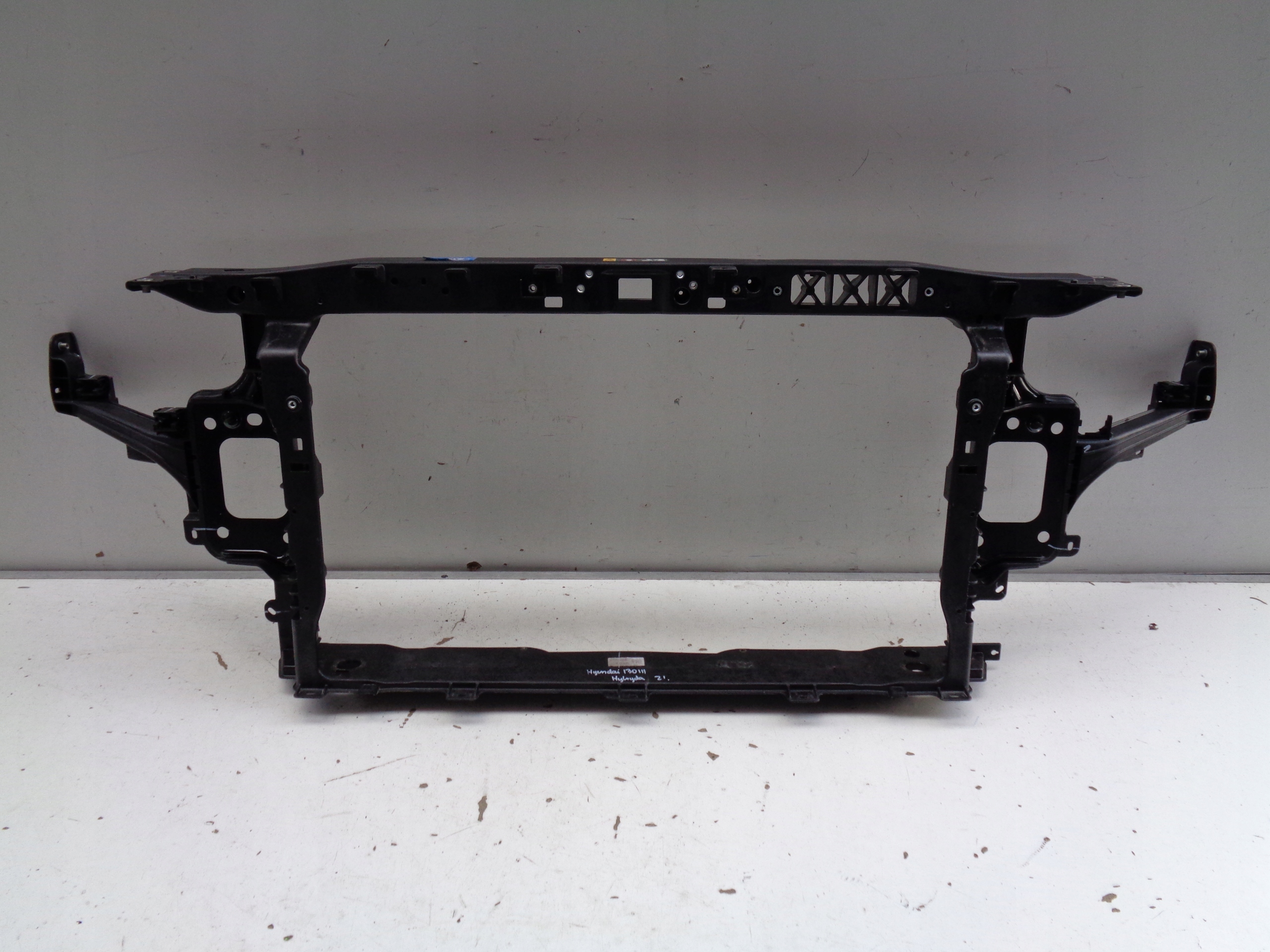 bar, wall front HYUNDAI I30 III 17- HYBRYDA