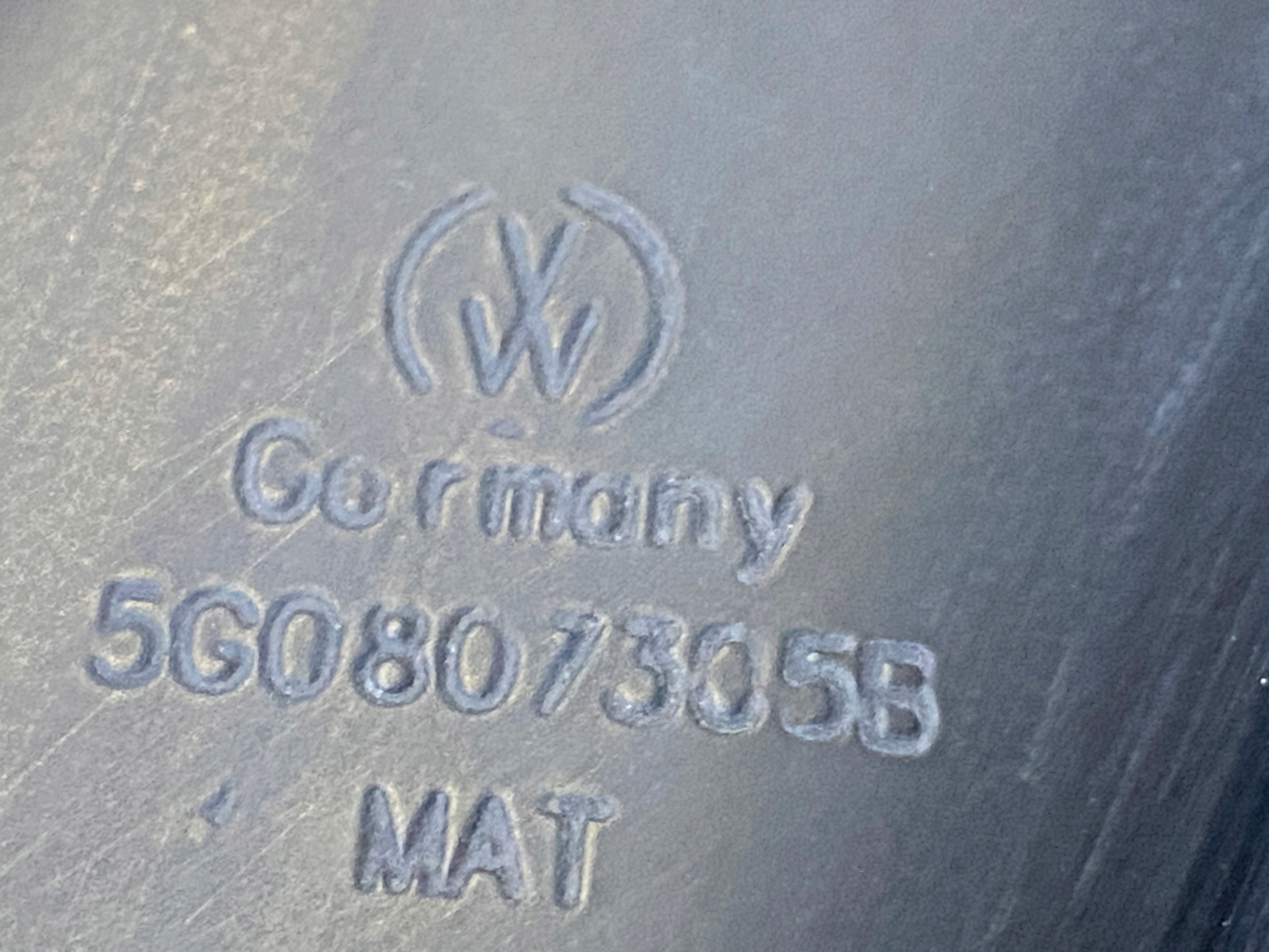 VW GOLF VII 7 bumper support rear part 5G0807305B