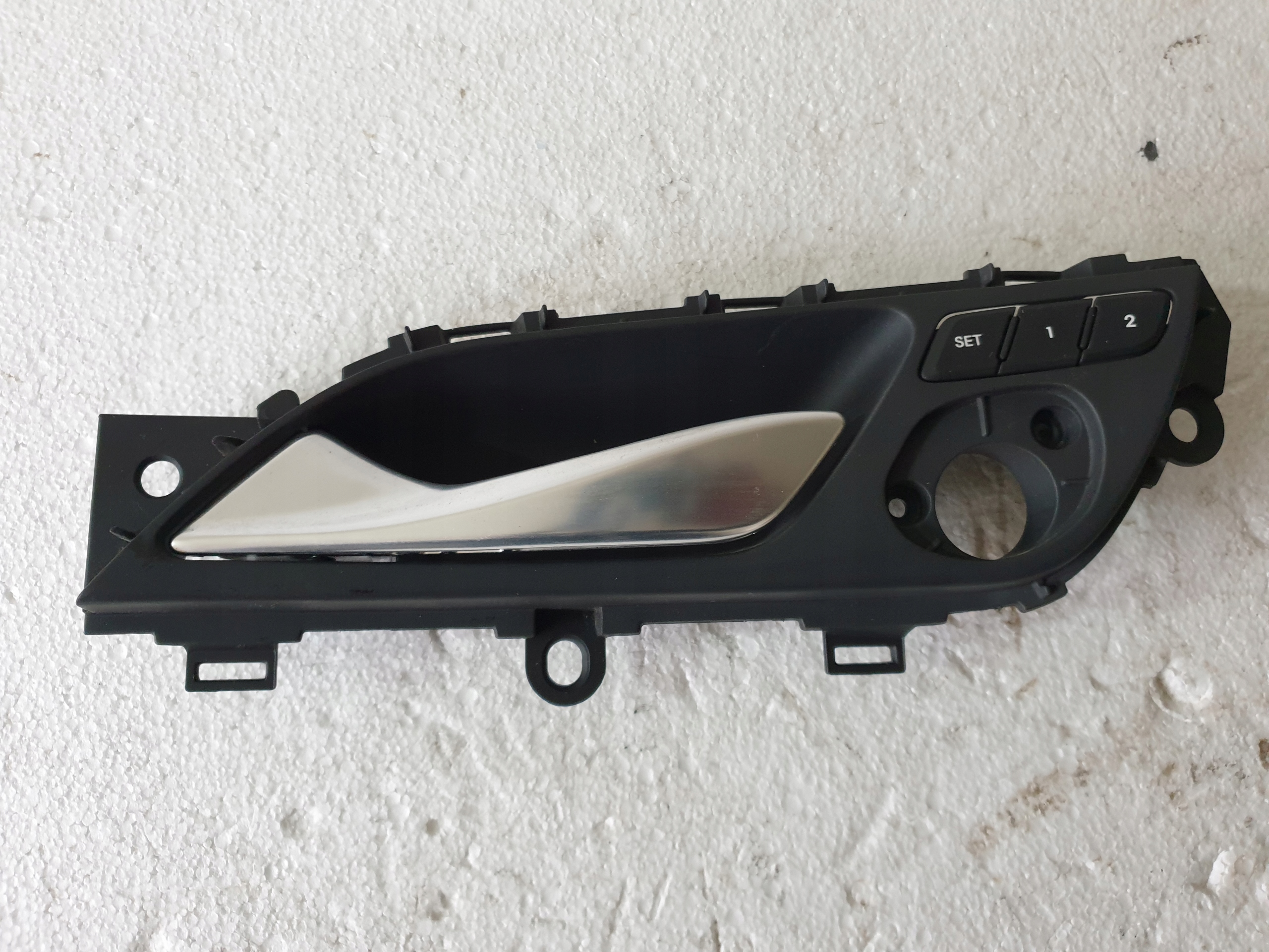 Ручка двери левая передняя HYUNDAI I40