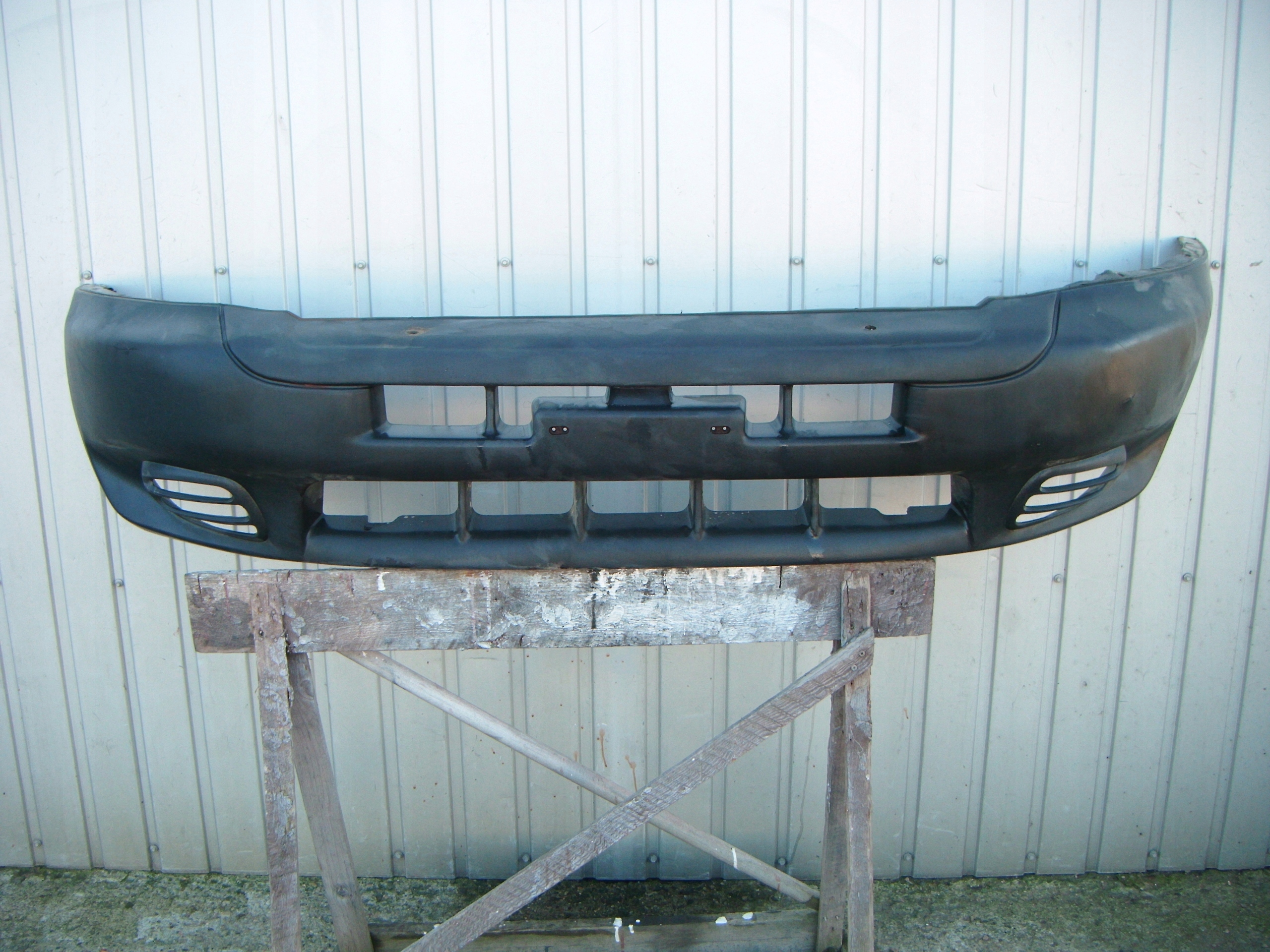 KORANDO II 2 96- ZDERZAK PRZÓD