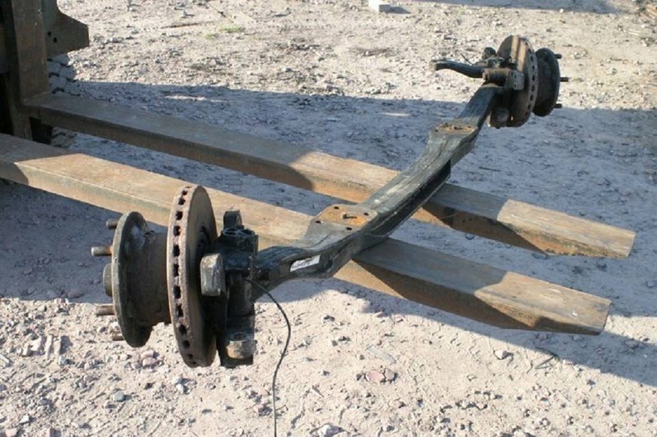 DAF LF 45 OŚ PRZEDNIA BELKA Numer katalogowy części DAFLF45EBELKA