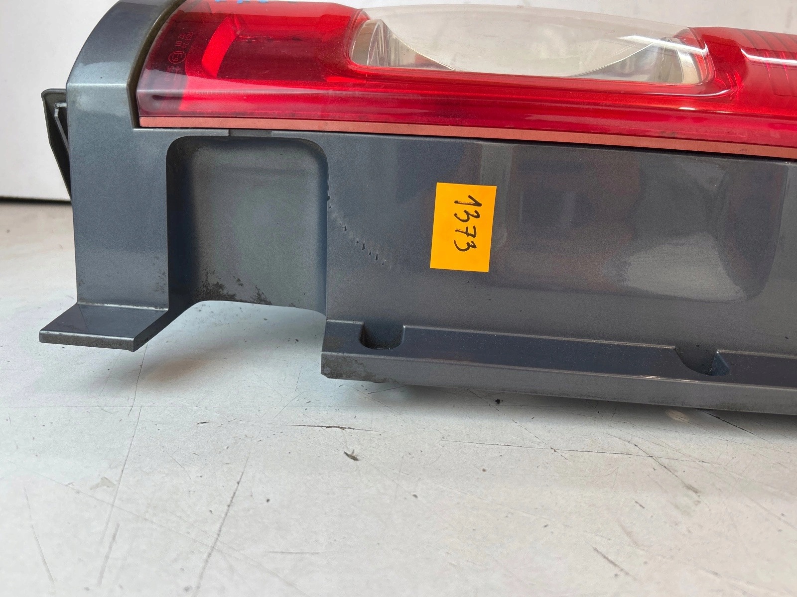 light rear part rear left Renault Trafic II Vivaro A Primastar Lift