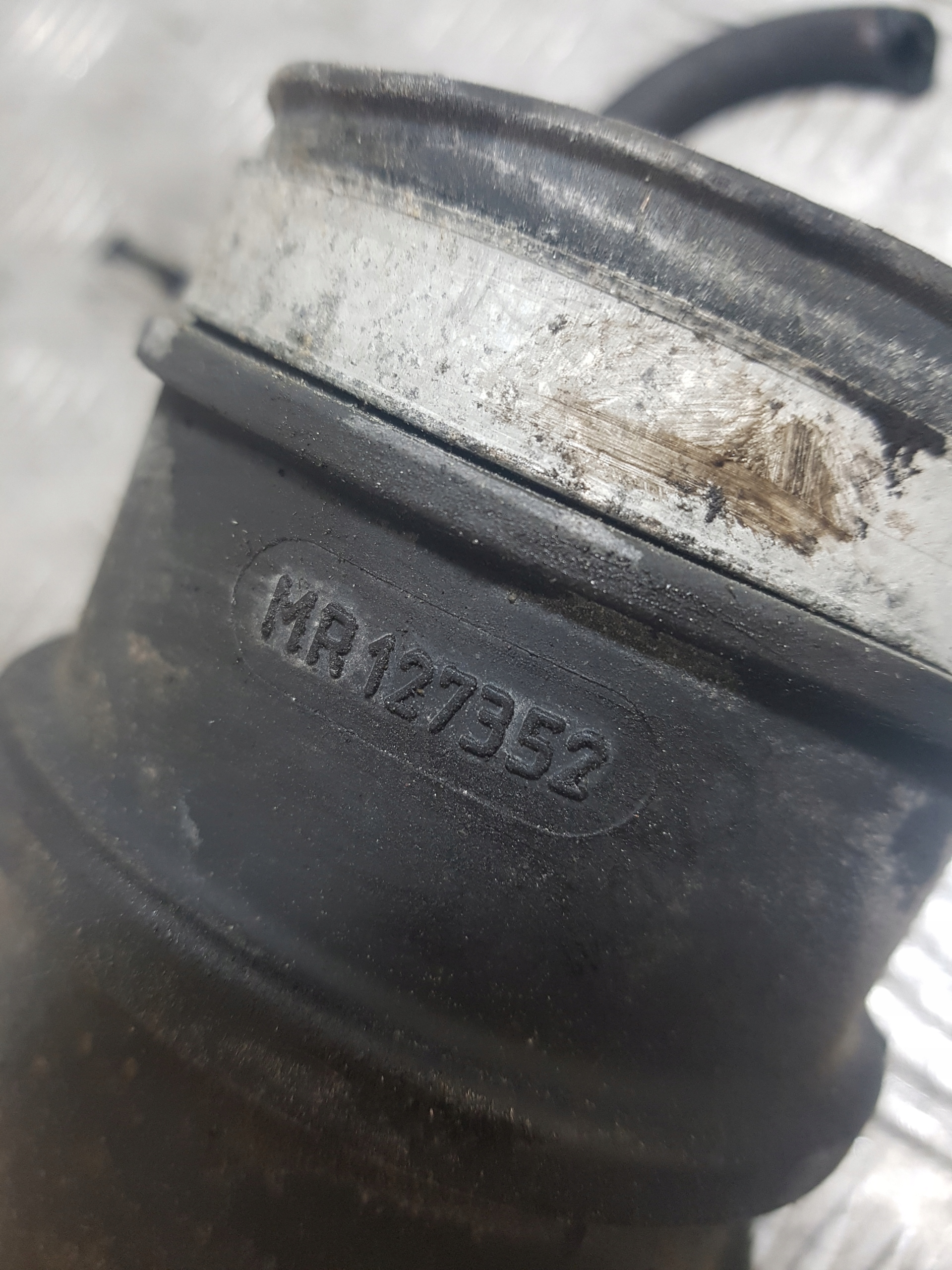 wiring pipe DOLOTOWA air MITSUBISHI CARISMA