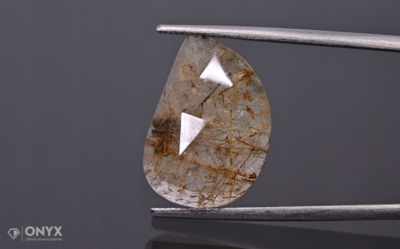 Křemen s rutilem fazetovaná nepravidelná rozeta 19x