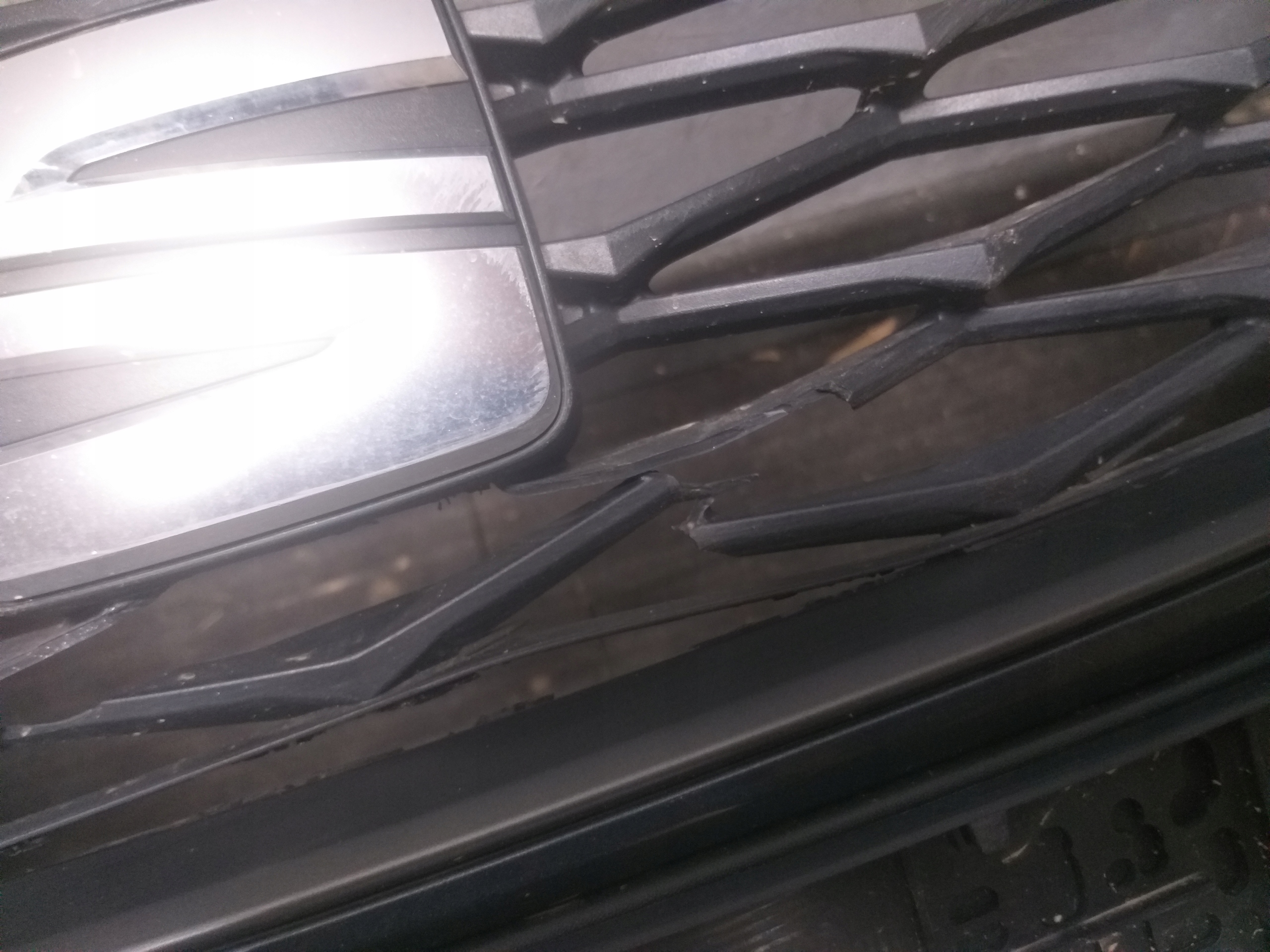 STOSSSTANGE VORNE SEAT LEON IV 4