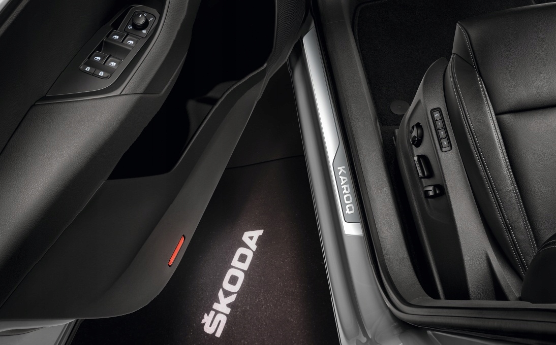 

Listwy Progowe Alu Skoda Karoq