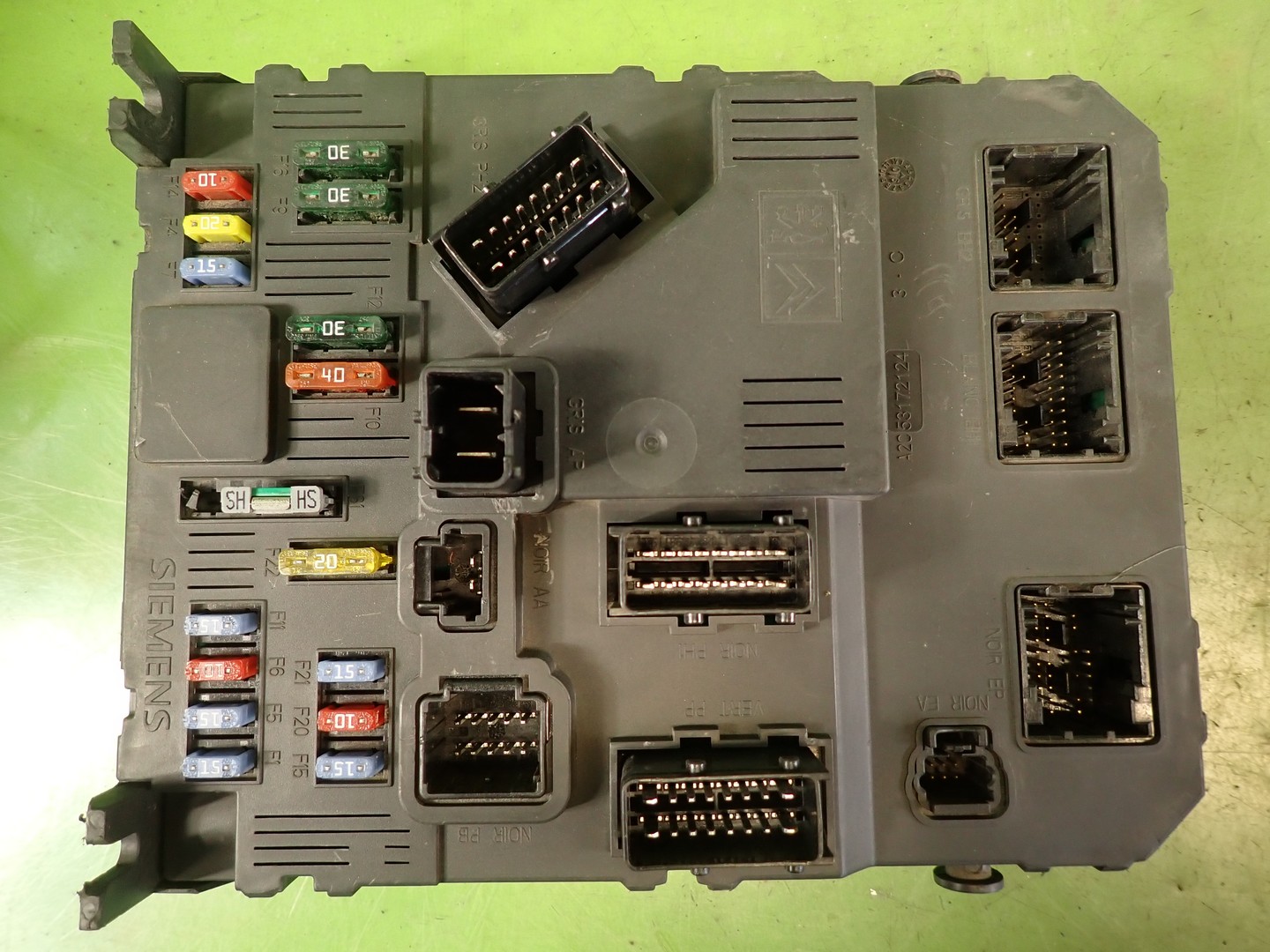 Moduł BSI CITROEN BERLINGO I FL 1.6 HDI 06r 9657999880 S118085120F