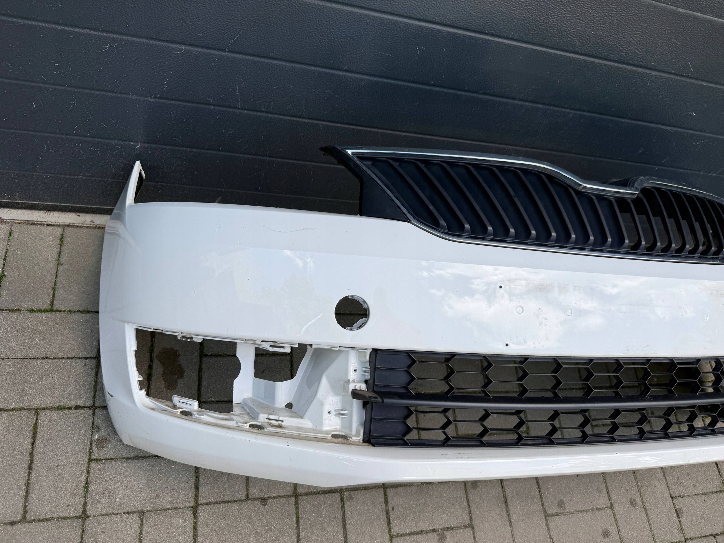 Skoda Rapid 5j 17- Lift bumper front front