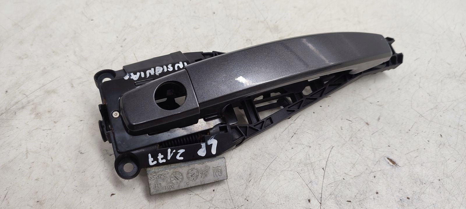 handle front front left Opel Insignia A kombi Z177