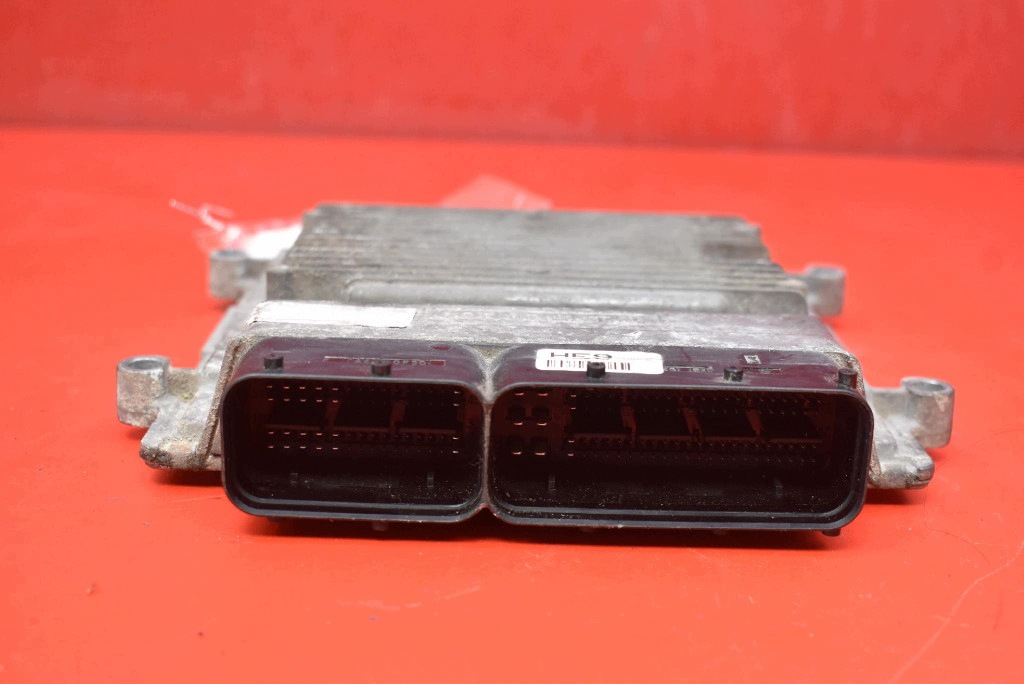 Centralina computer Motore 39172-2C050 HYUNDAI GENESIS e 2.0 TCI 275 KM 11
