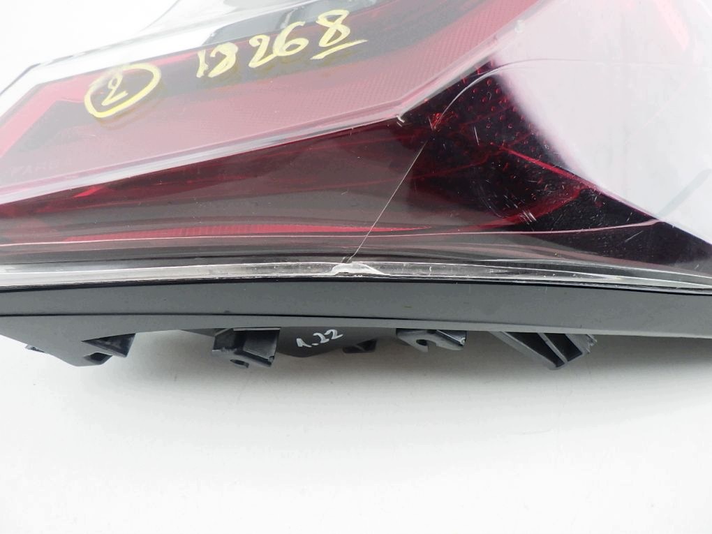 TOYOTA C-HR CHR 16- light rear right
