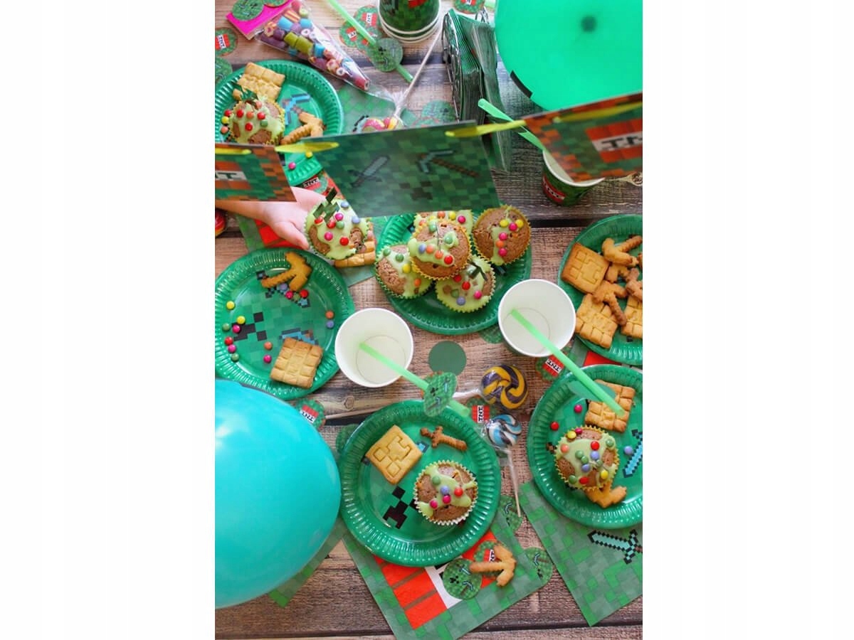 Słomki z zestawu Piksele Pixele 6 szt. BIO EKO Materiał papier