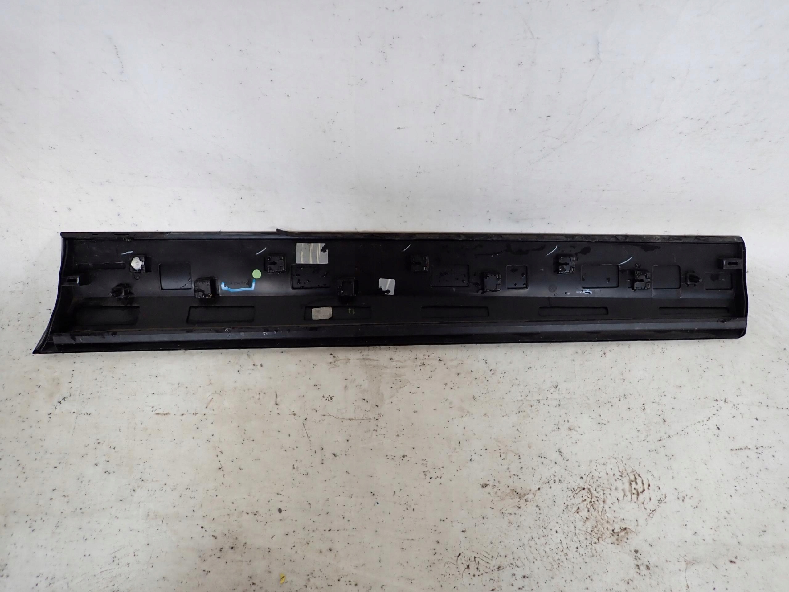VOLKSWAGEN T-ROC R-LINE 17-> moulding door left front front 2GA854939