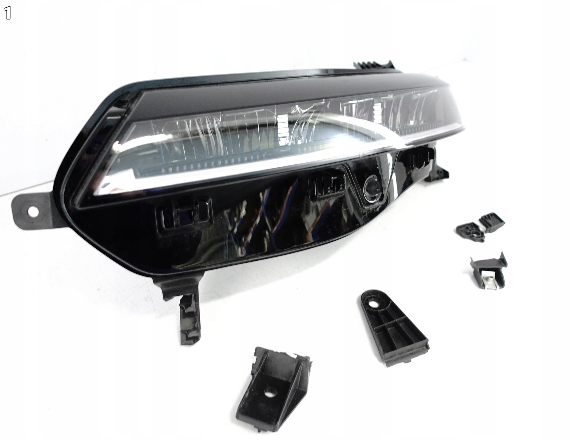 RENAULT MEGANE V 5 E-TECH ELECTRIC 22- light FULL LED PURE VISION left EU