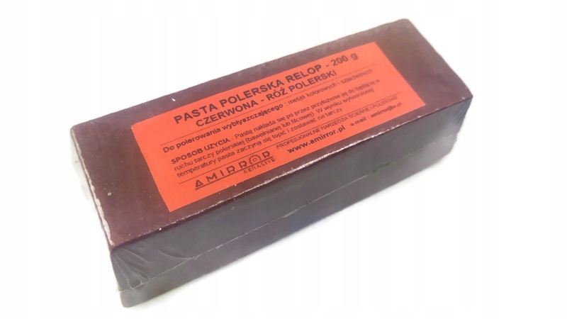PASTA POLERSKA DO MIEDZI I MOSIĄDZU CZERWONA 800