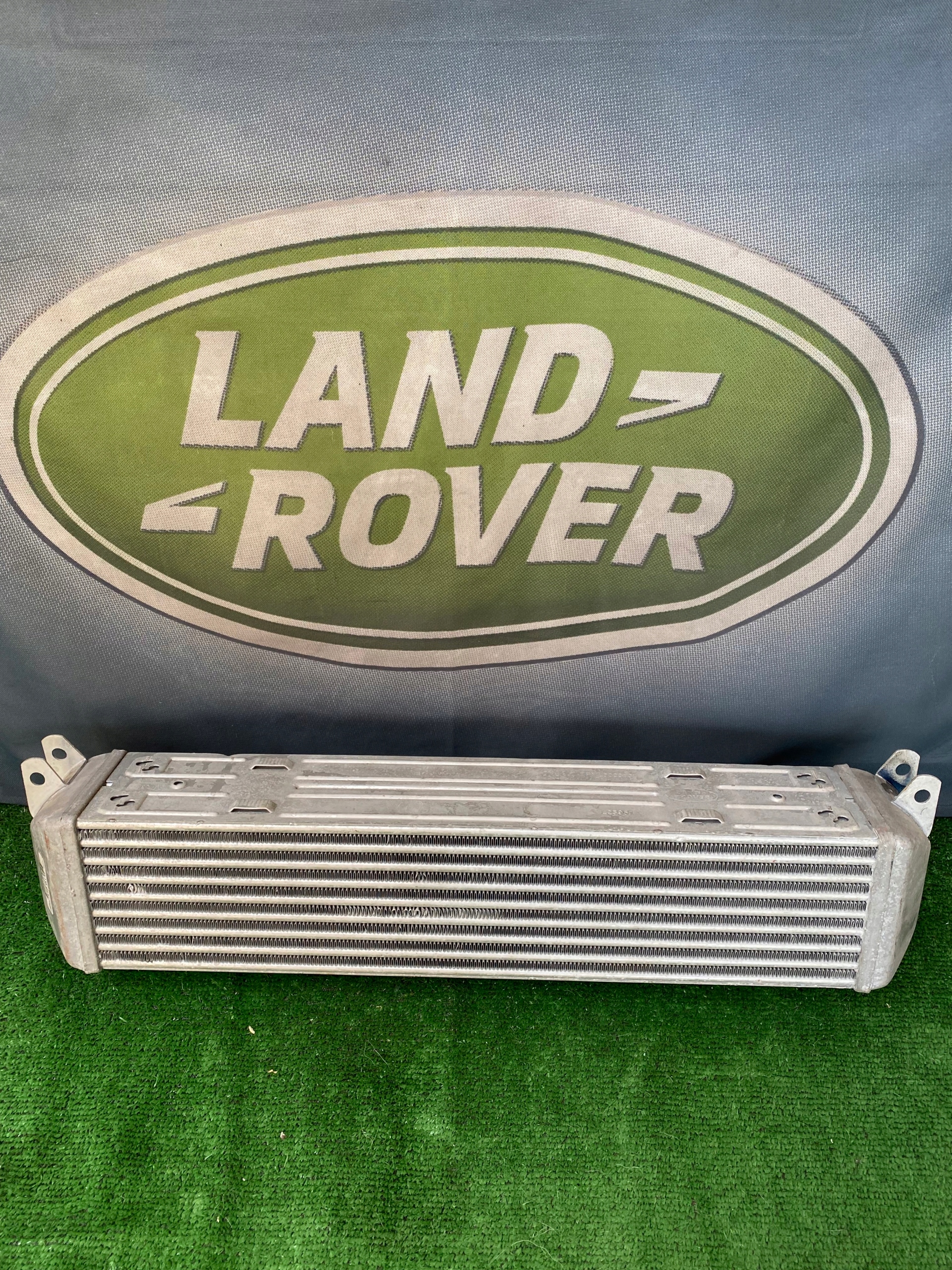 RANGE ROVER SPORT L320 2.7 TDV6 INTERCOOLER Producent części Land Rover OE