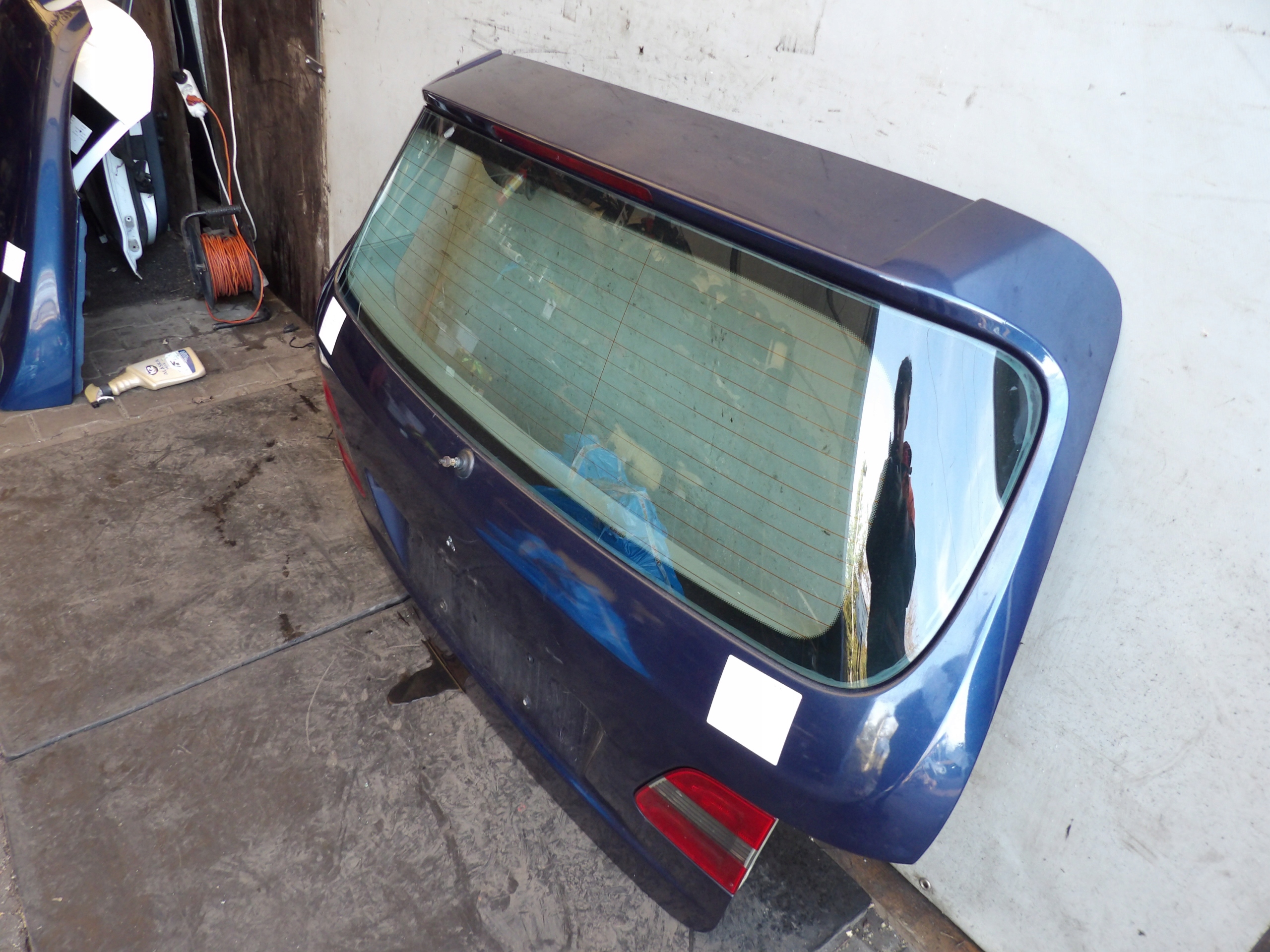 Mercedes W245 boot doors lak. 375