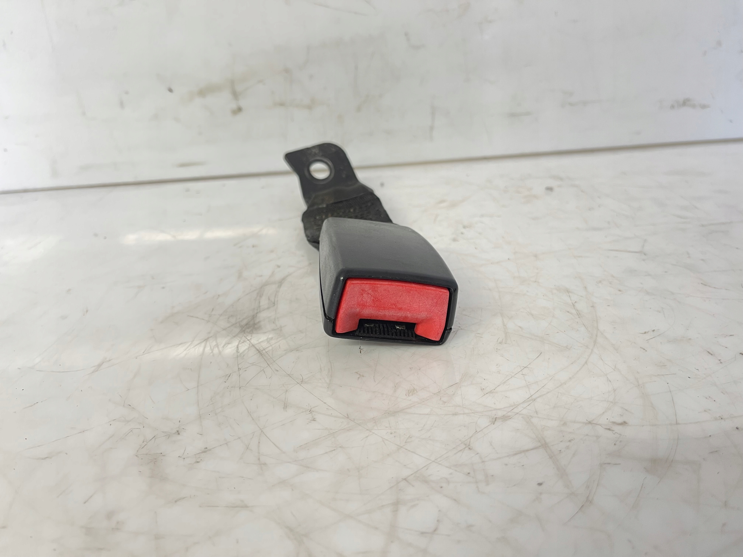 BMW E87 ZAPINKA KLAMRA supports rear 7069967