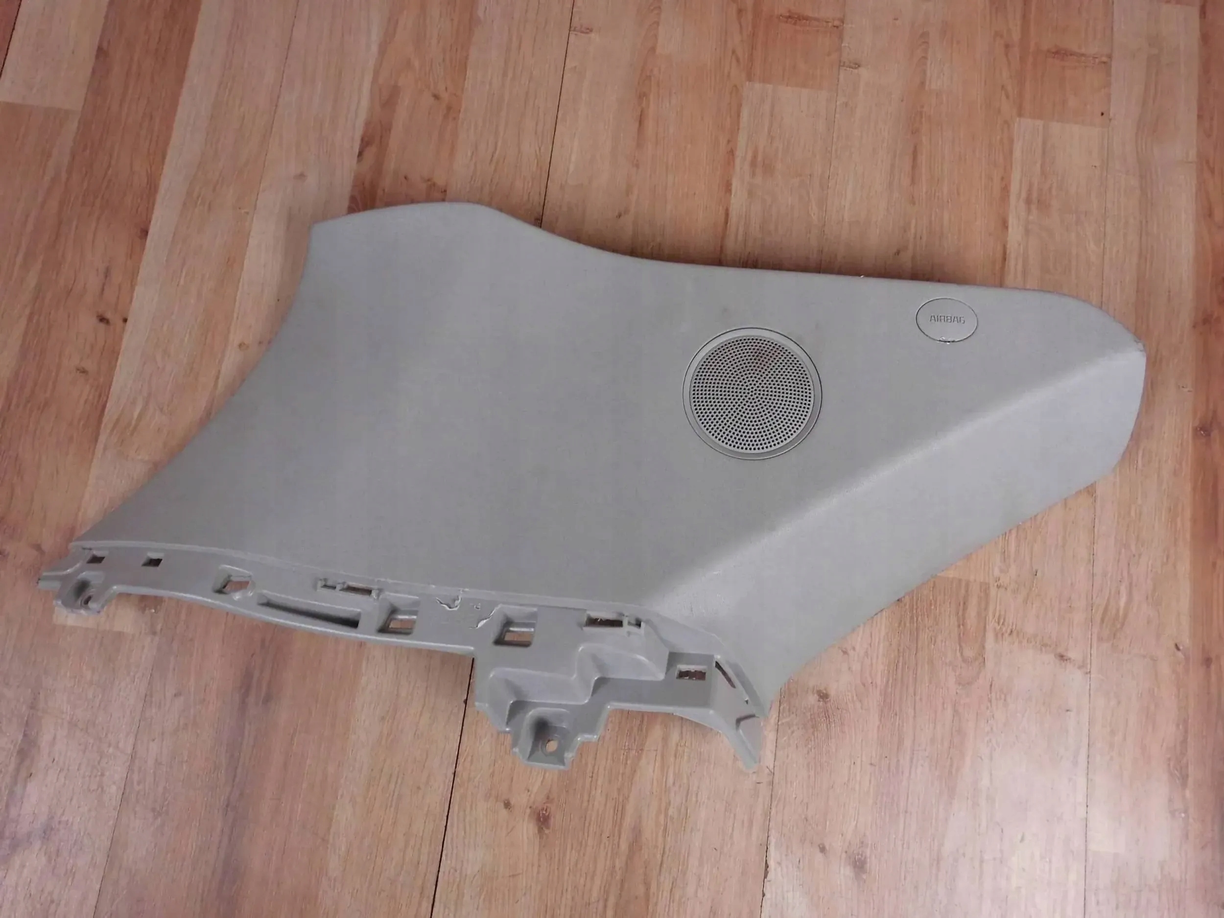 KIA Sorento III cover slupka cap left