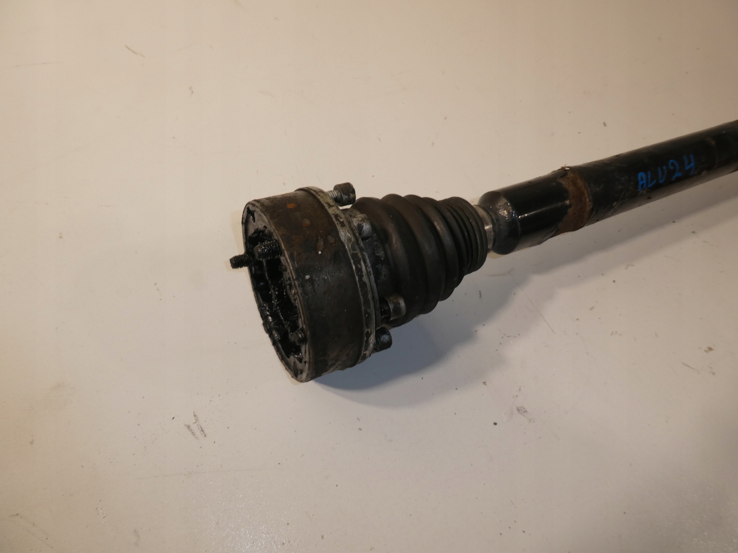 semi-axis VW TOURAN 1.9 TDI 105 KM