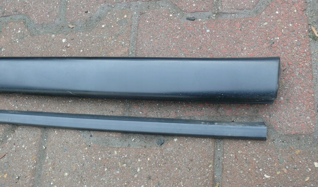moulding lower door left rear part AUDI A8 D2 LIFT 99-02r 4D0854949A
