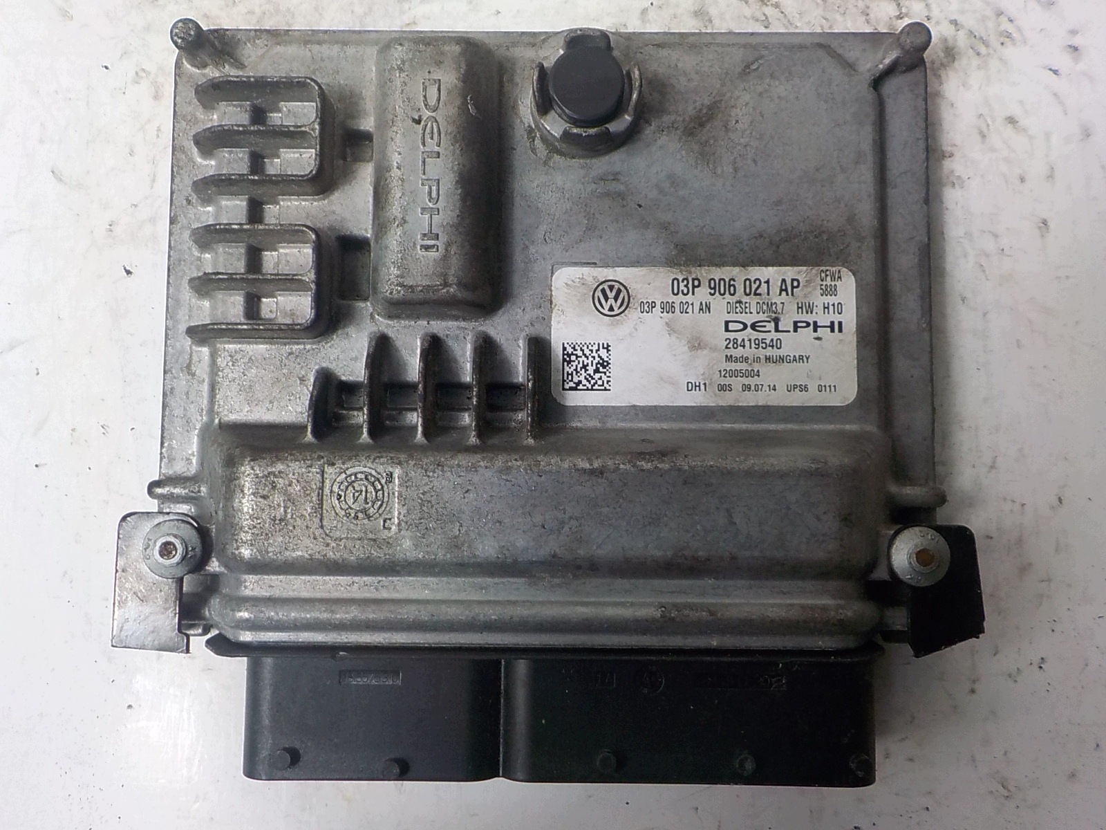 SKODA computer control unit 03P906021AP 03P906021AN
