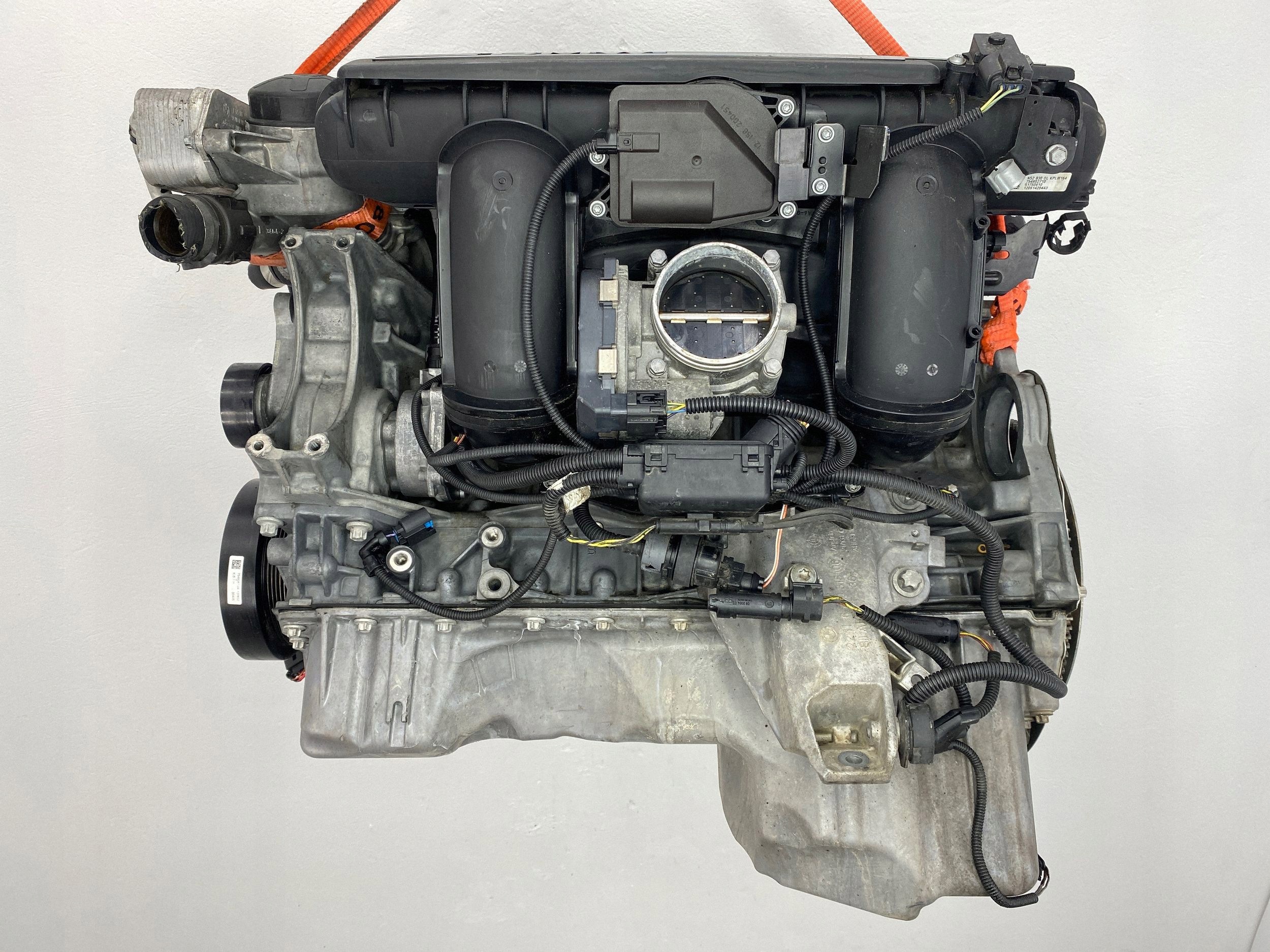 engine complete N52B30AE BMW 330i E90 2011r N52 3.0i N52B30