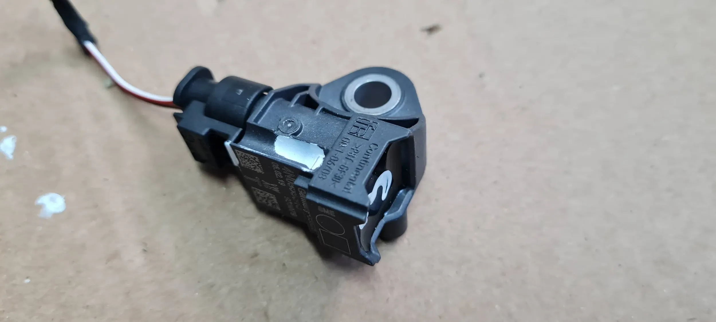 Q5 80A CRASHSENSOR DRUCKSENSOR UDERZENIOWY CONNECTOR CONTACT 4N0959345 A6 C8 A7